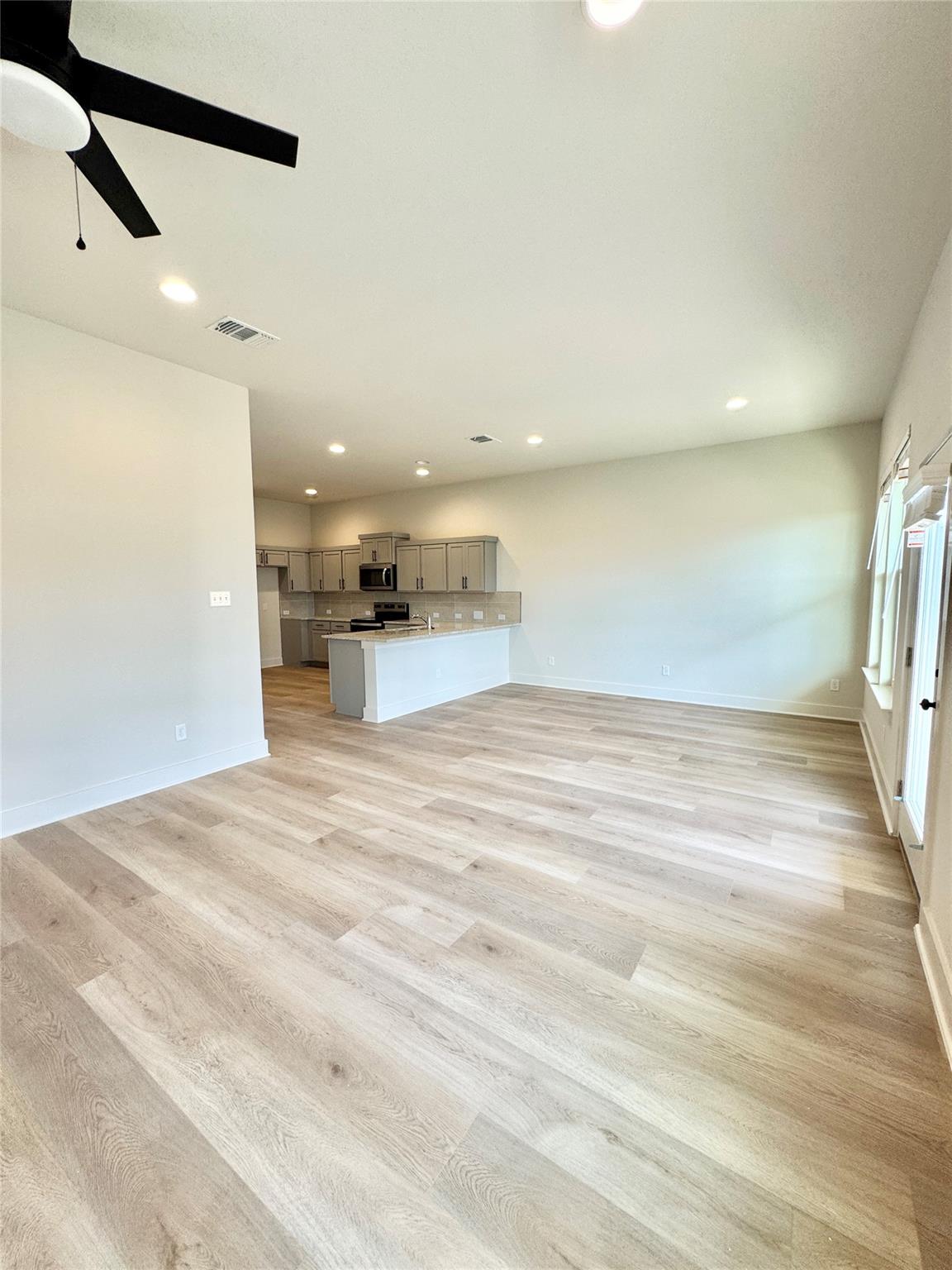 100 Zayd Ct # A, Jarrell, TX 76537