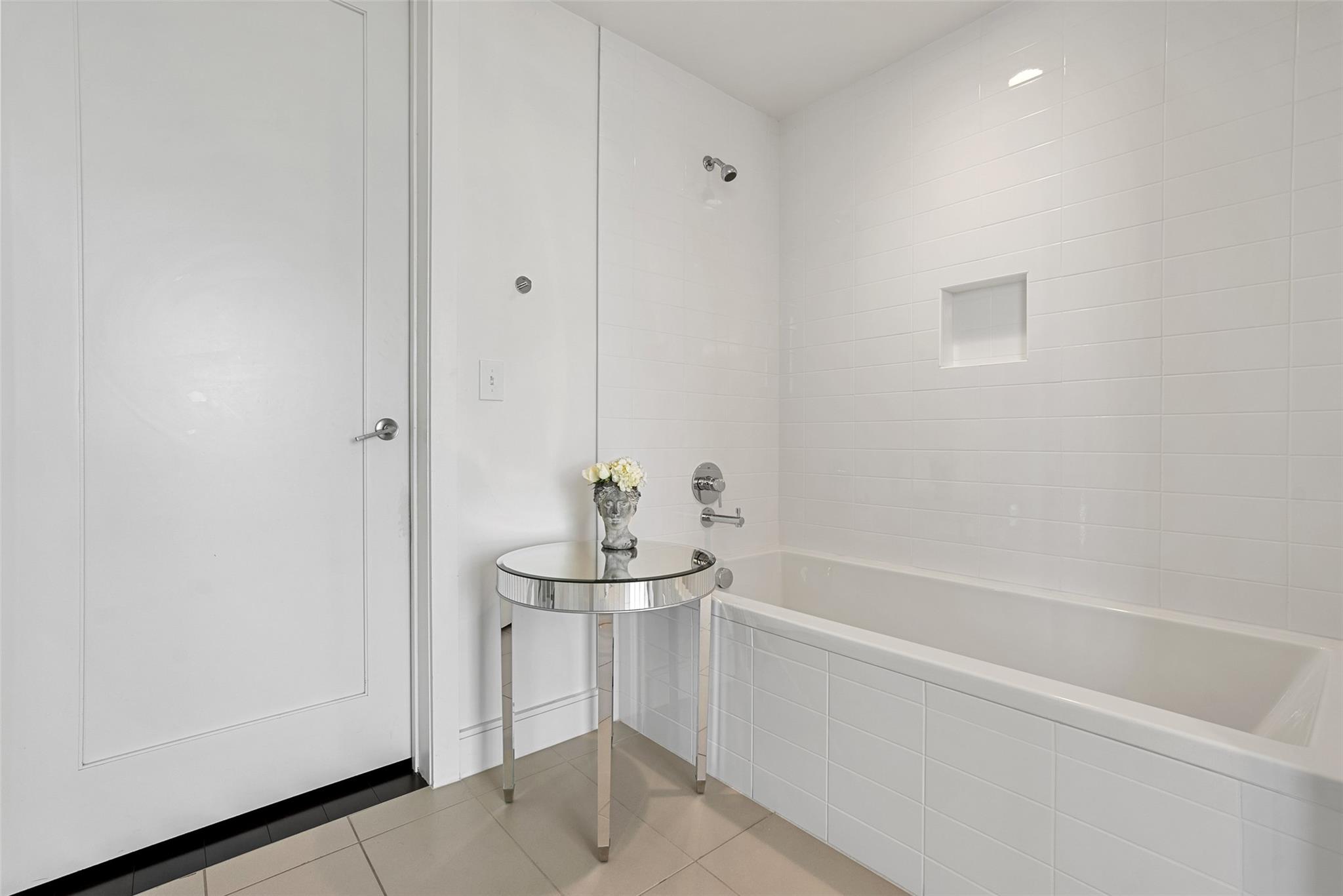 222 West Ave # 1901, Austin, TX 78701