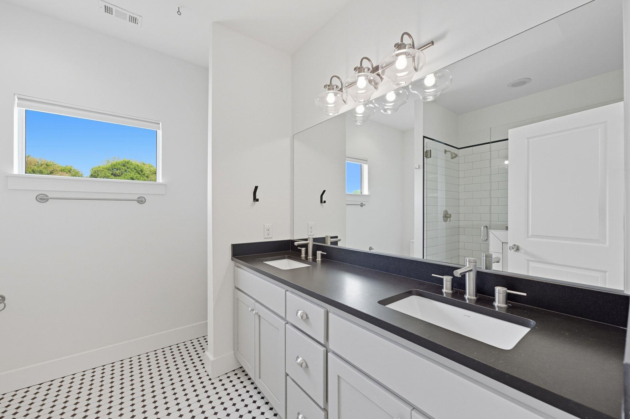 1010 Muse Ln # 15, Austin, TX 78702