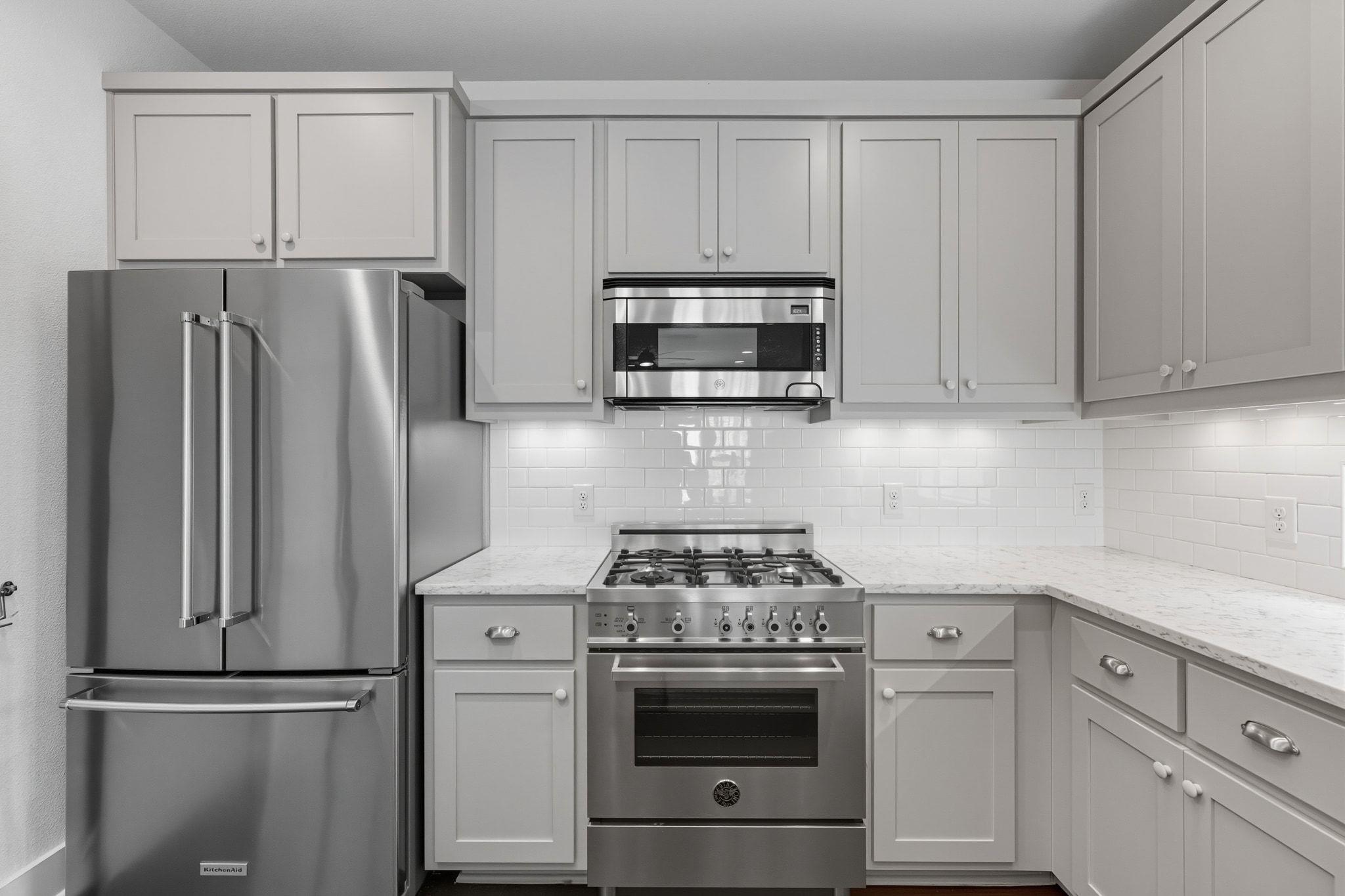 1010 Muse Ln # 15, Austin, TX 78702