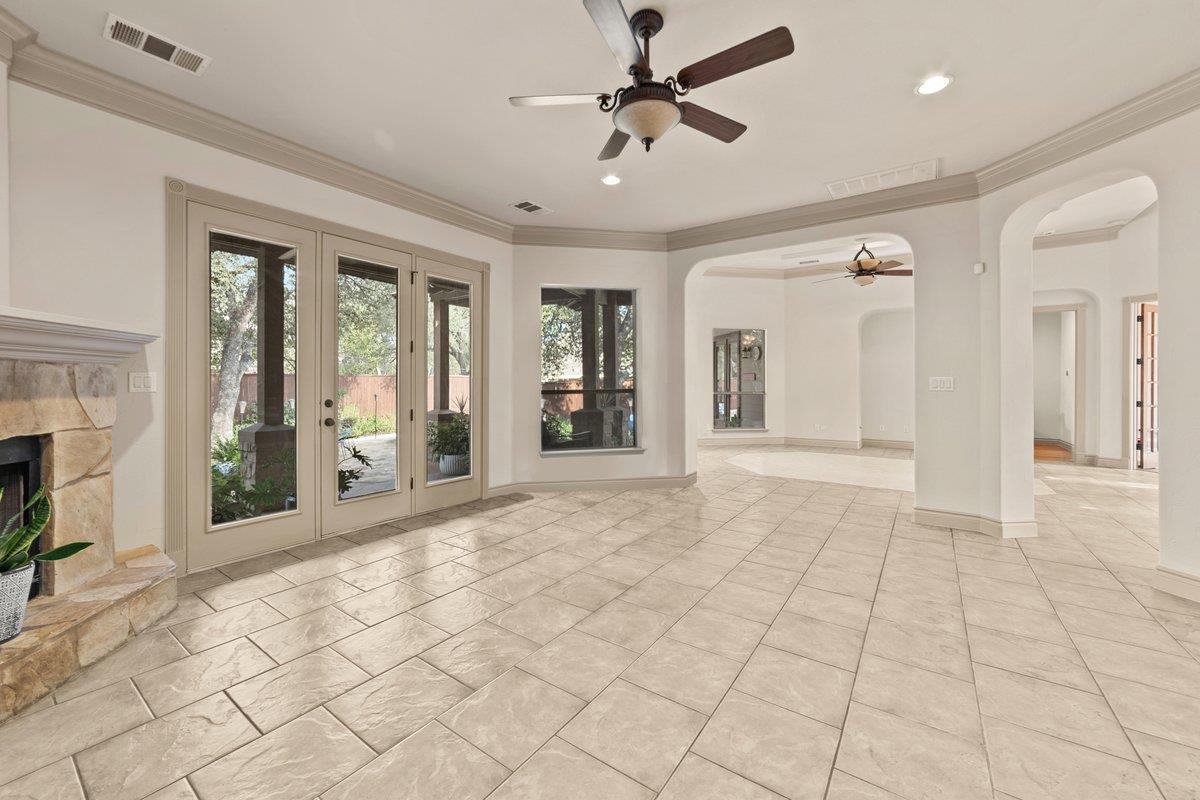 139 Ware Dr, Buda, TX 78610