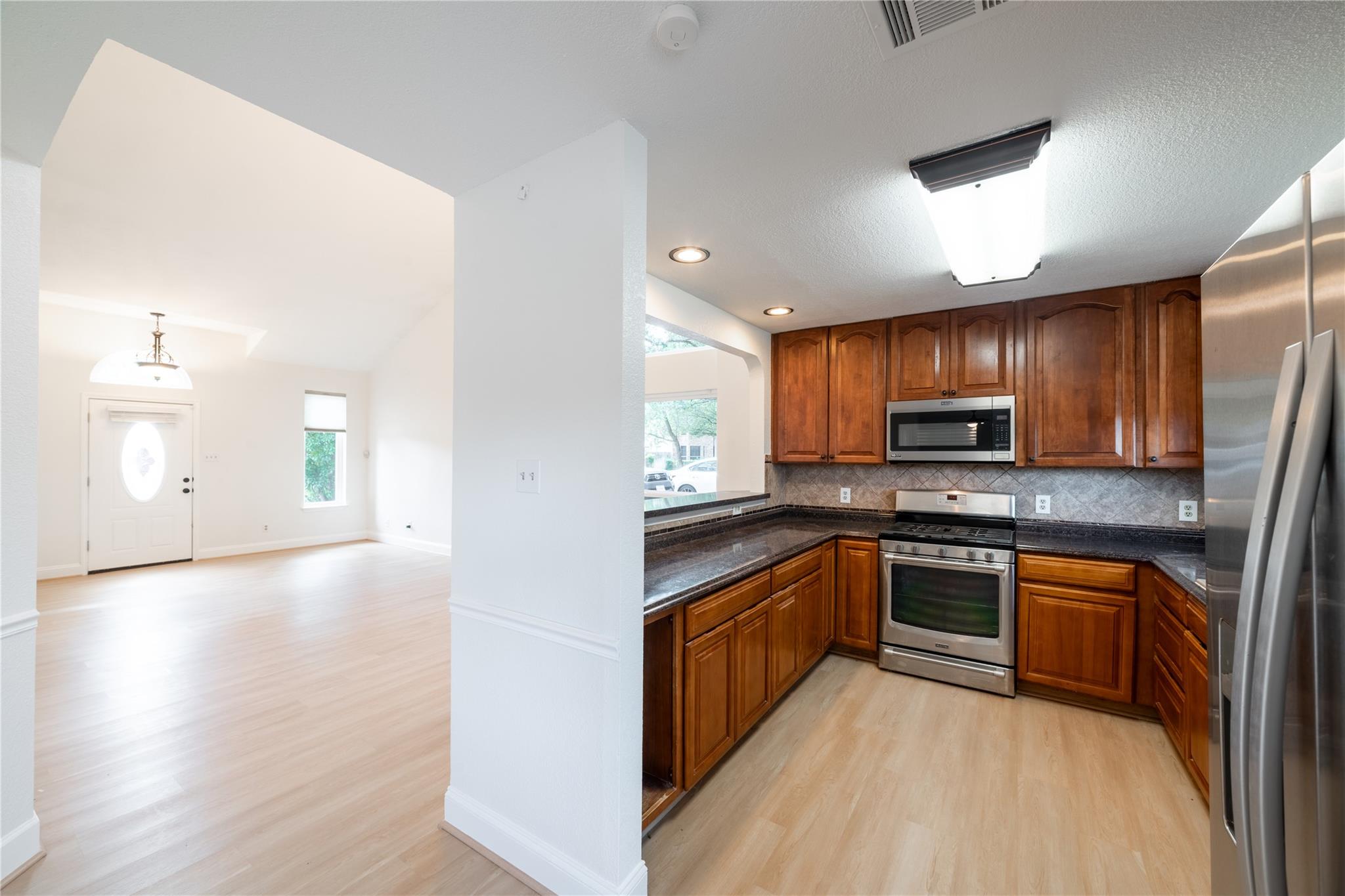 1201 Deer Grove Dr, Cedar Park, TX 78613