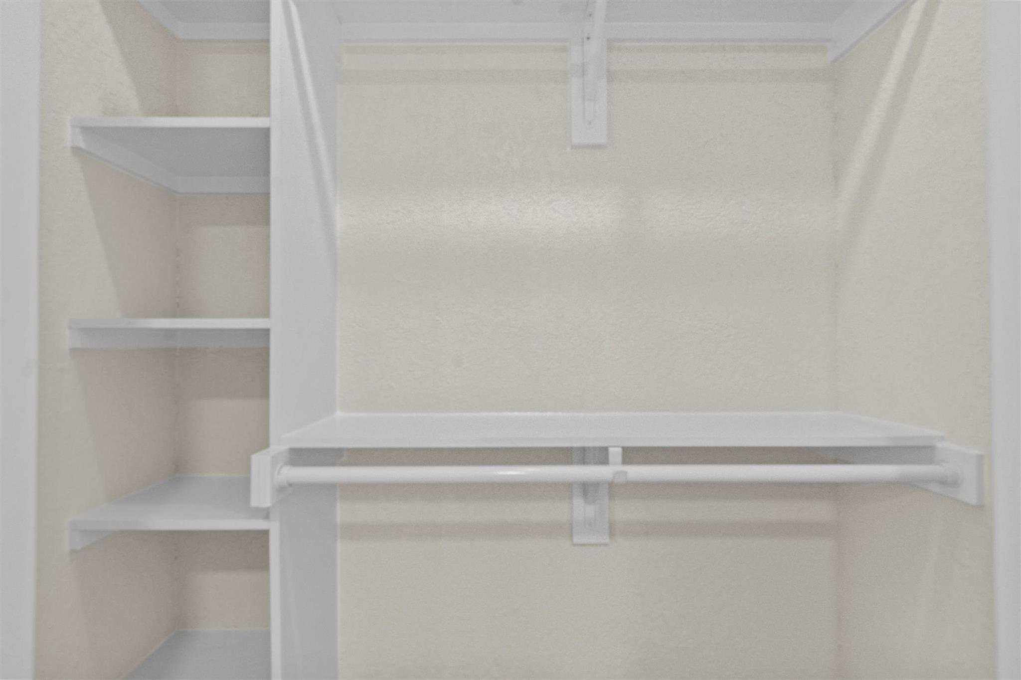 408 Griffin St, Luling, TX 78648