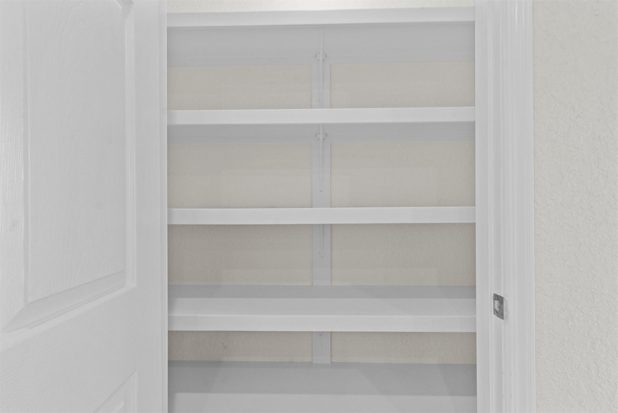 408 Griffin St, Luling, TX 78648