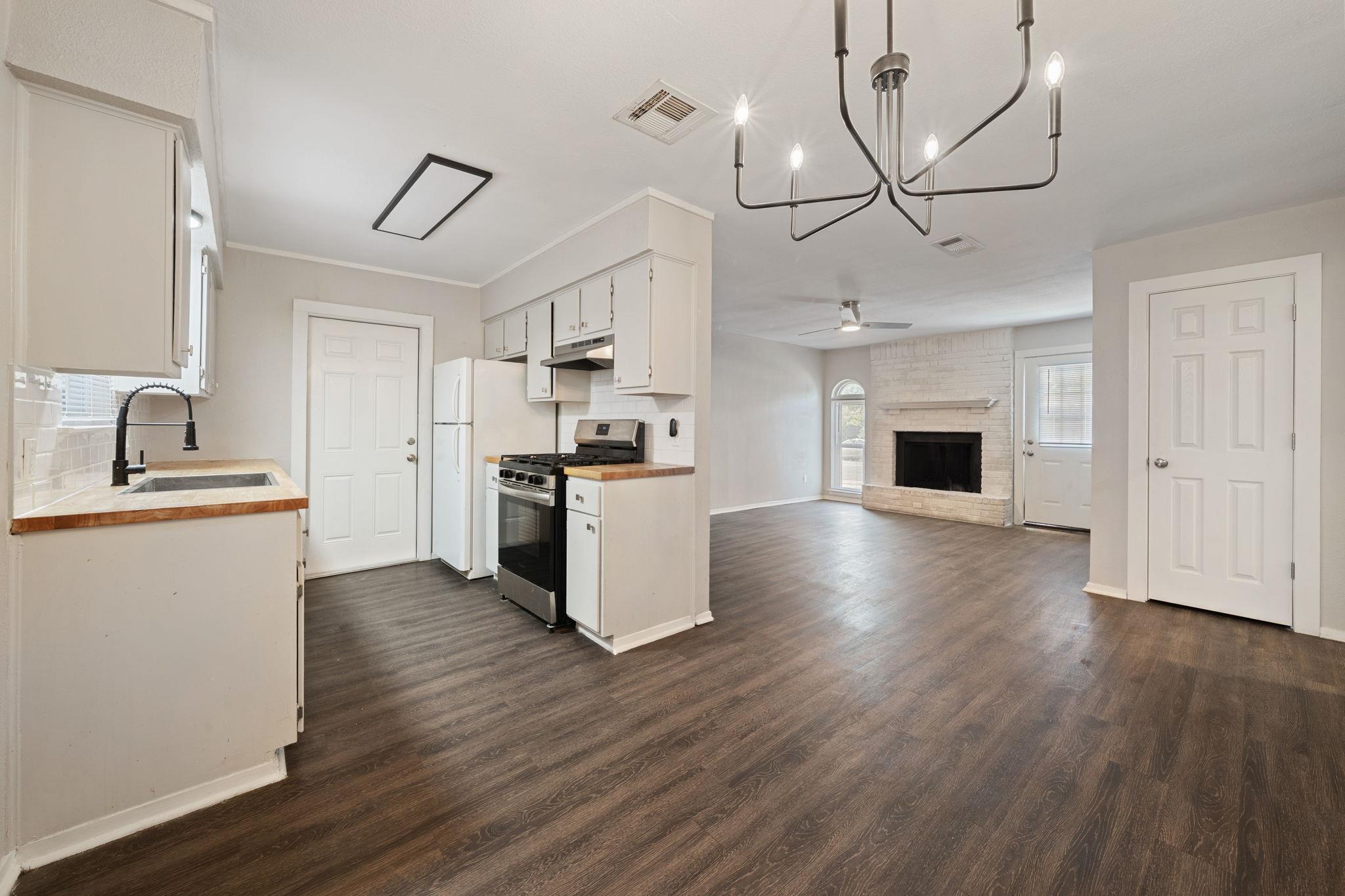 1810 Mearns Meadow Blvd # A, Austin, TX 78758