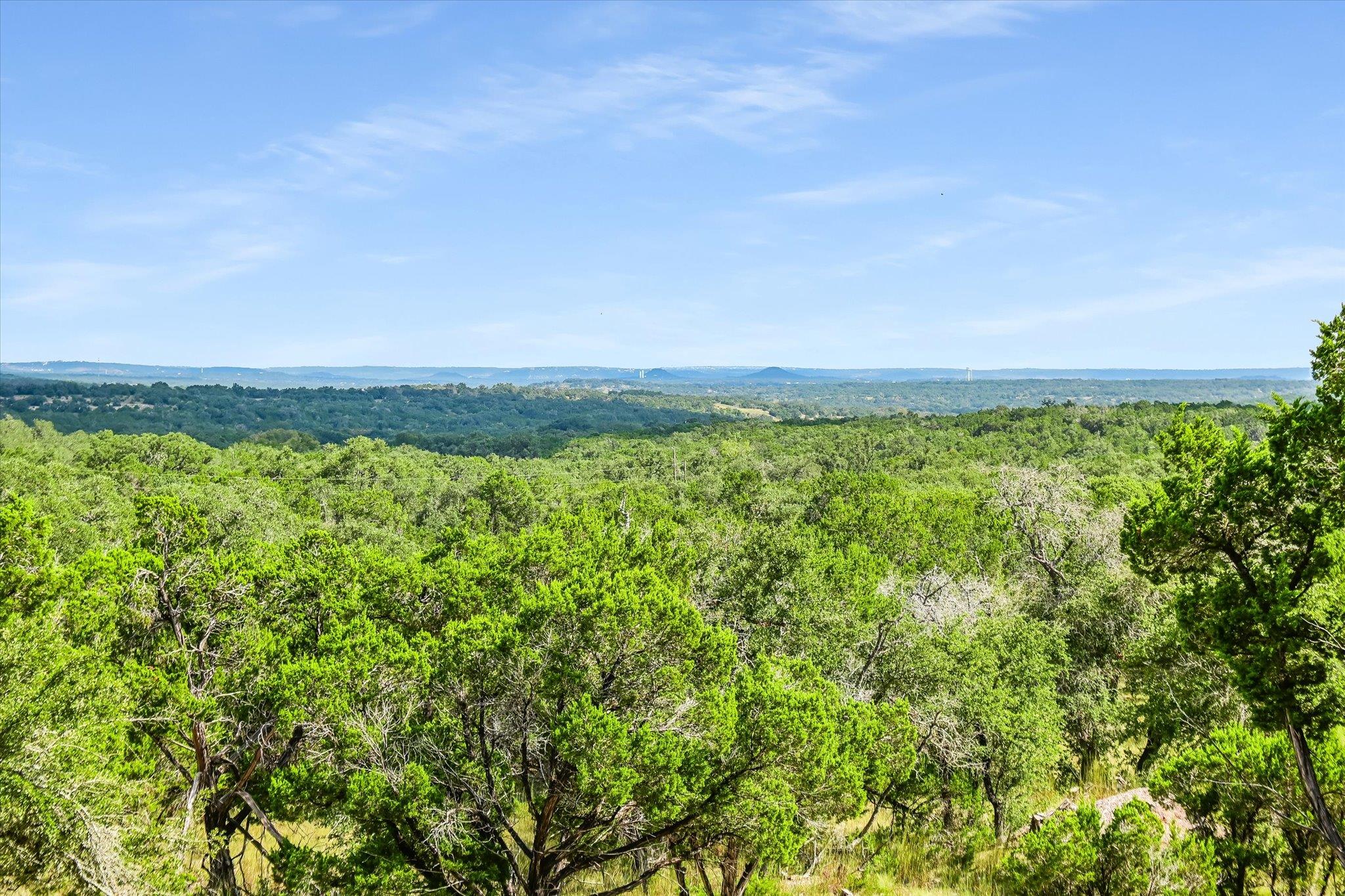 900 LONGHORN Trl, Wimberley, TX 78676