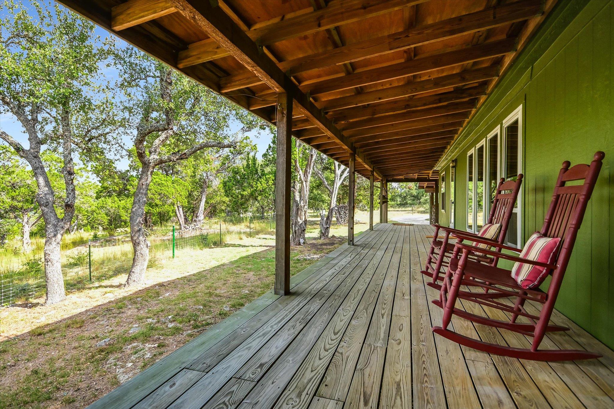 900 LONGHORN Trl, Wimberley, TX 78676