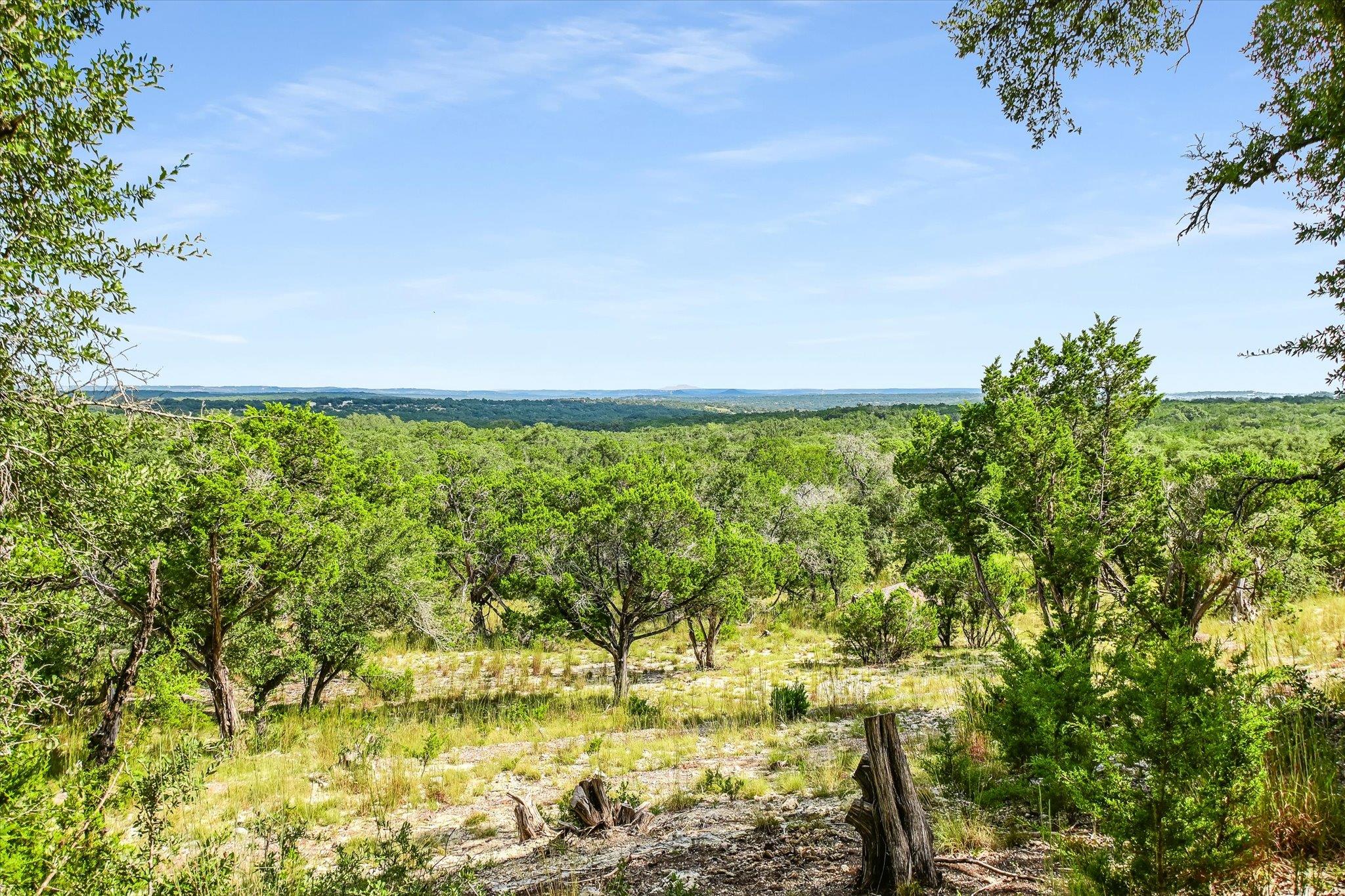 900 LONGHORN Trl, Wimberley, TX 78676
