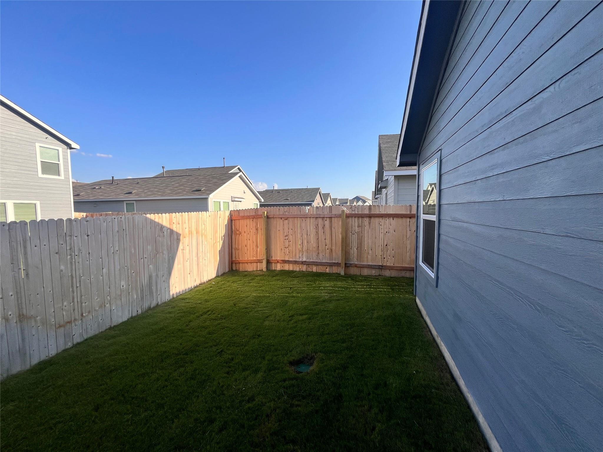 244 Ammolite Ln, Maxwell, TX 78656