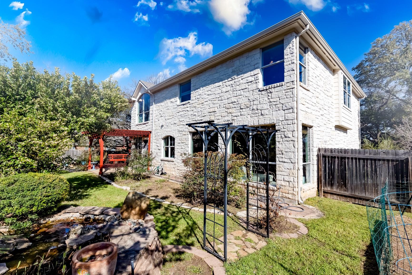 9001 Sunburst Ter, Round Rock, TX 78681