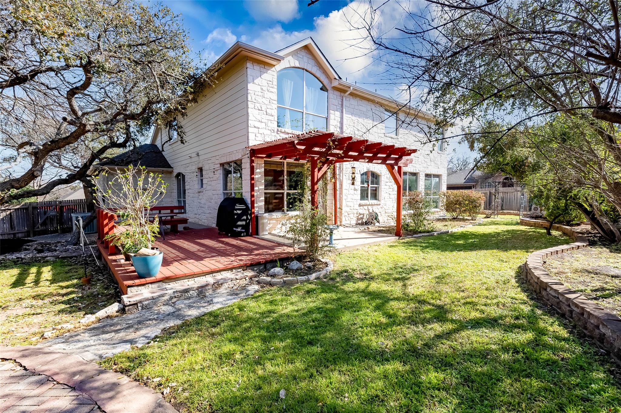 9001 Sunburst Ter, Round Rock, TX 78681