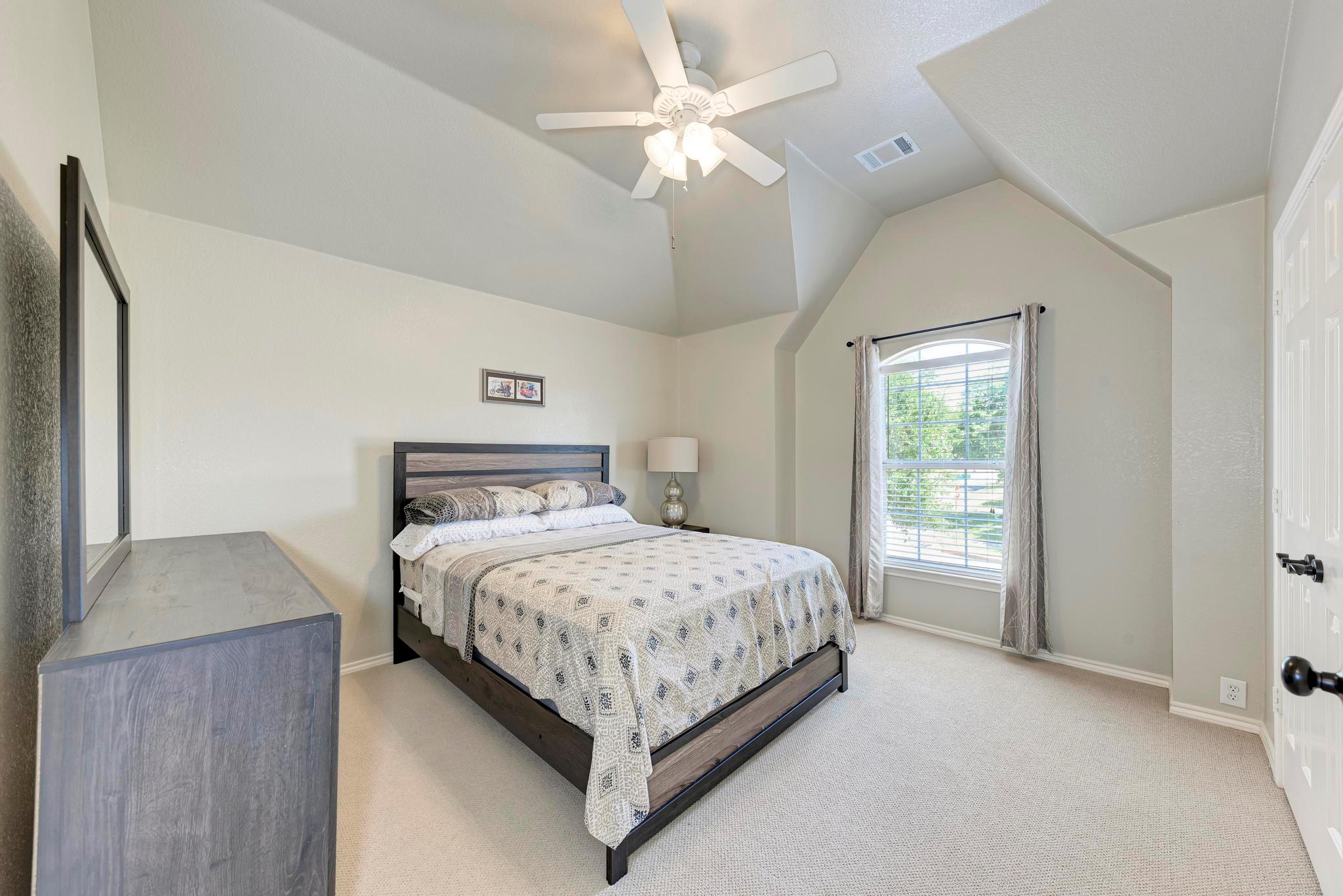 8236 Phantom Canyon Dr, Austin, TX 78726