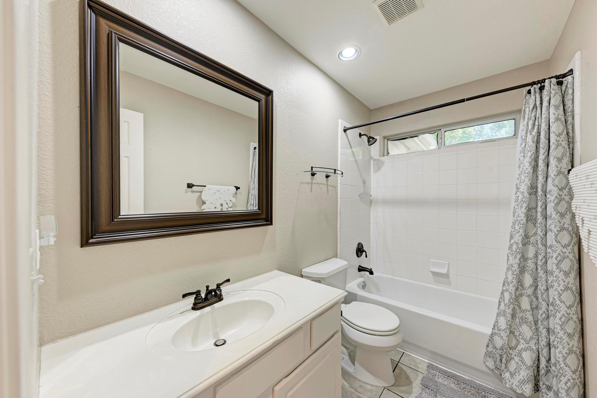 8236 Phantom Canyon Dr, Austin, TX 78726