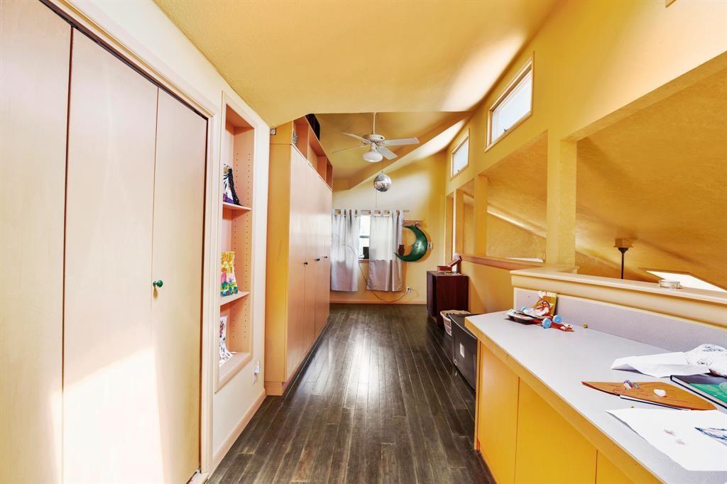 5803 Rittenhouse Shore Dr, Austin, TX 78734