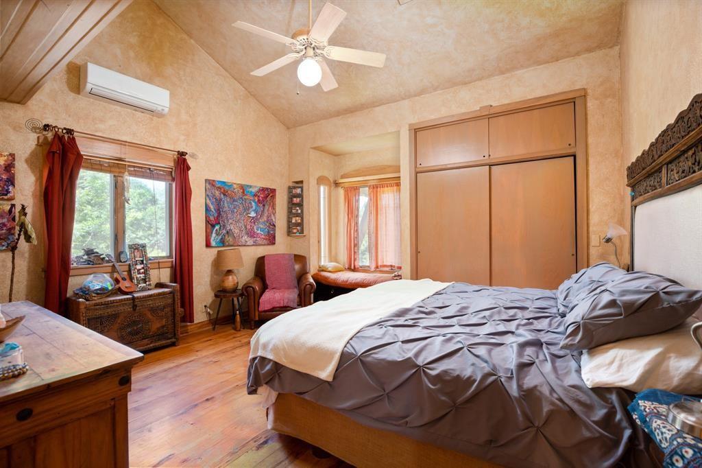 5803 Rittenhouse Shore Dr, Austin, TX 78734