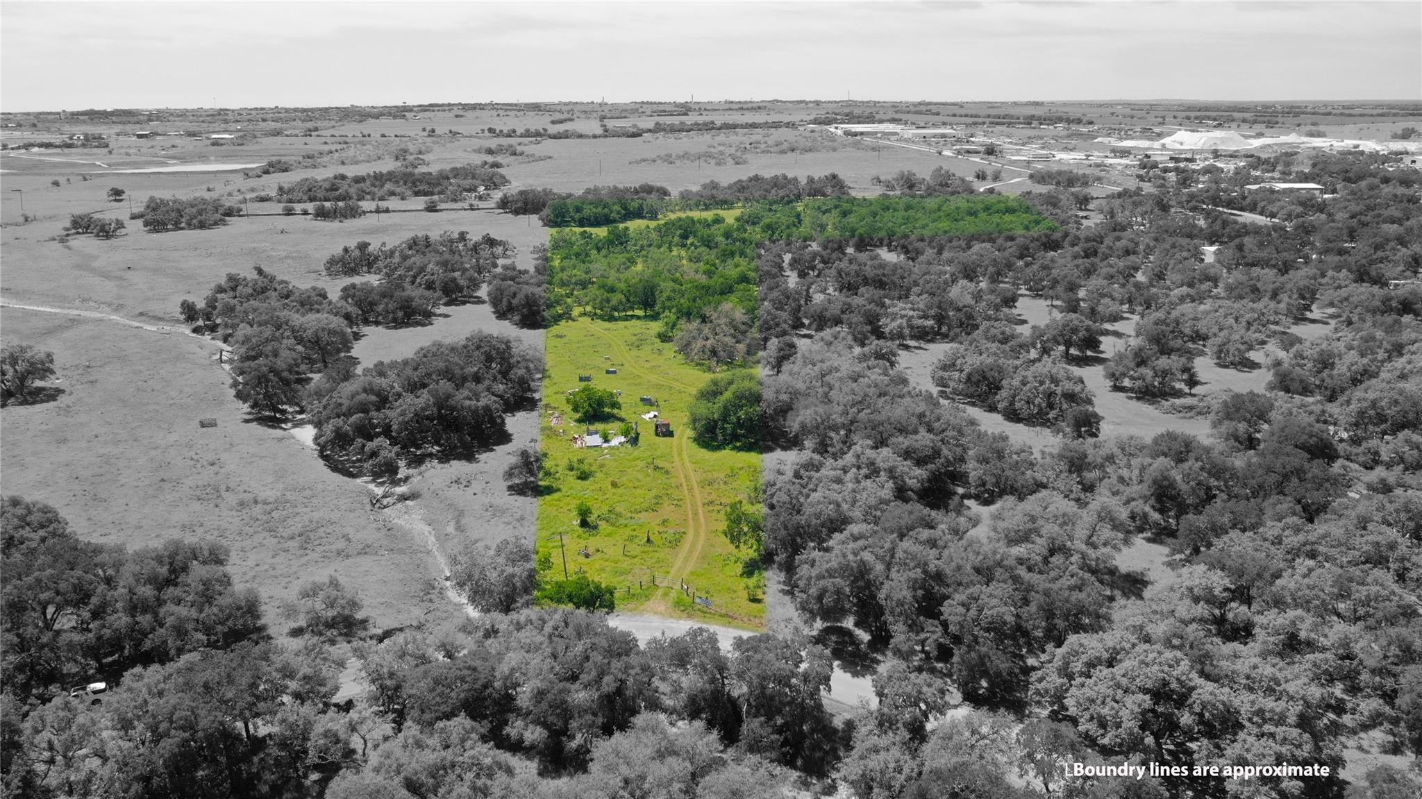 3215 County Road 305, Jarrell, TX 76537