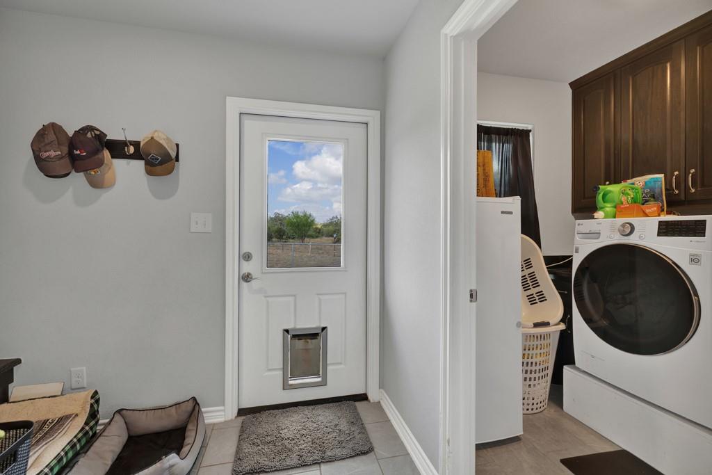 2354 Fm 2438, Seguin, TX 78155