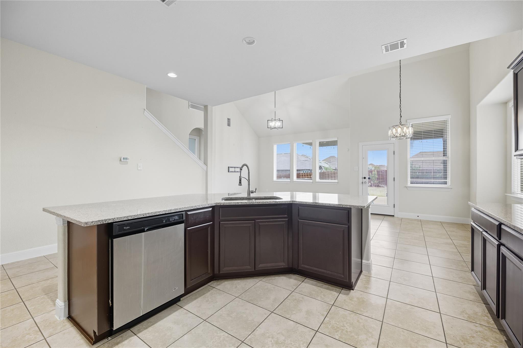 426 Vista Gardens Dr, Buda, TX 78610