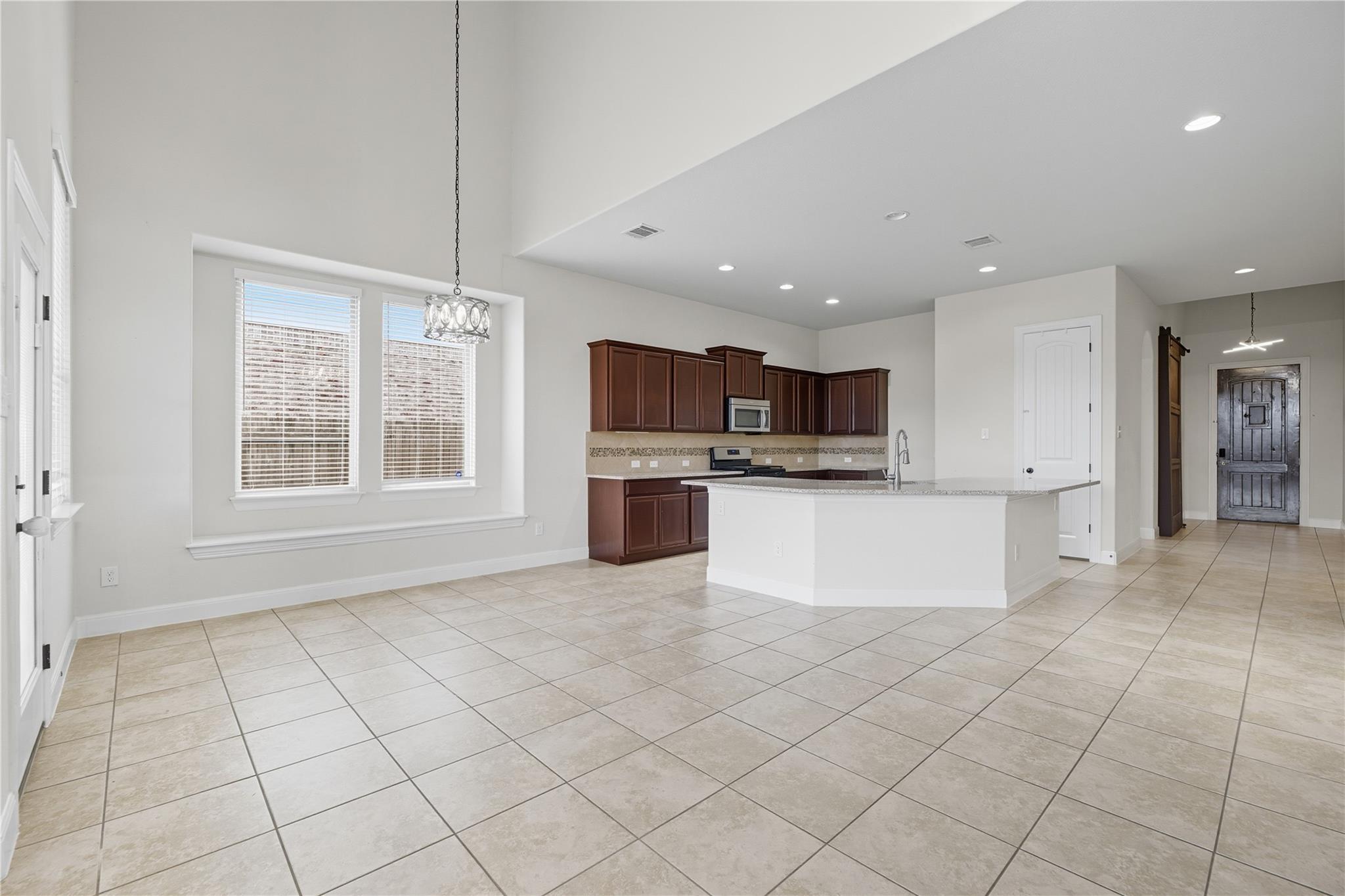 426 Vista Gardens Dr, Buda, TX 78610