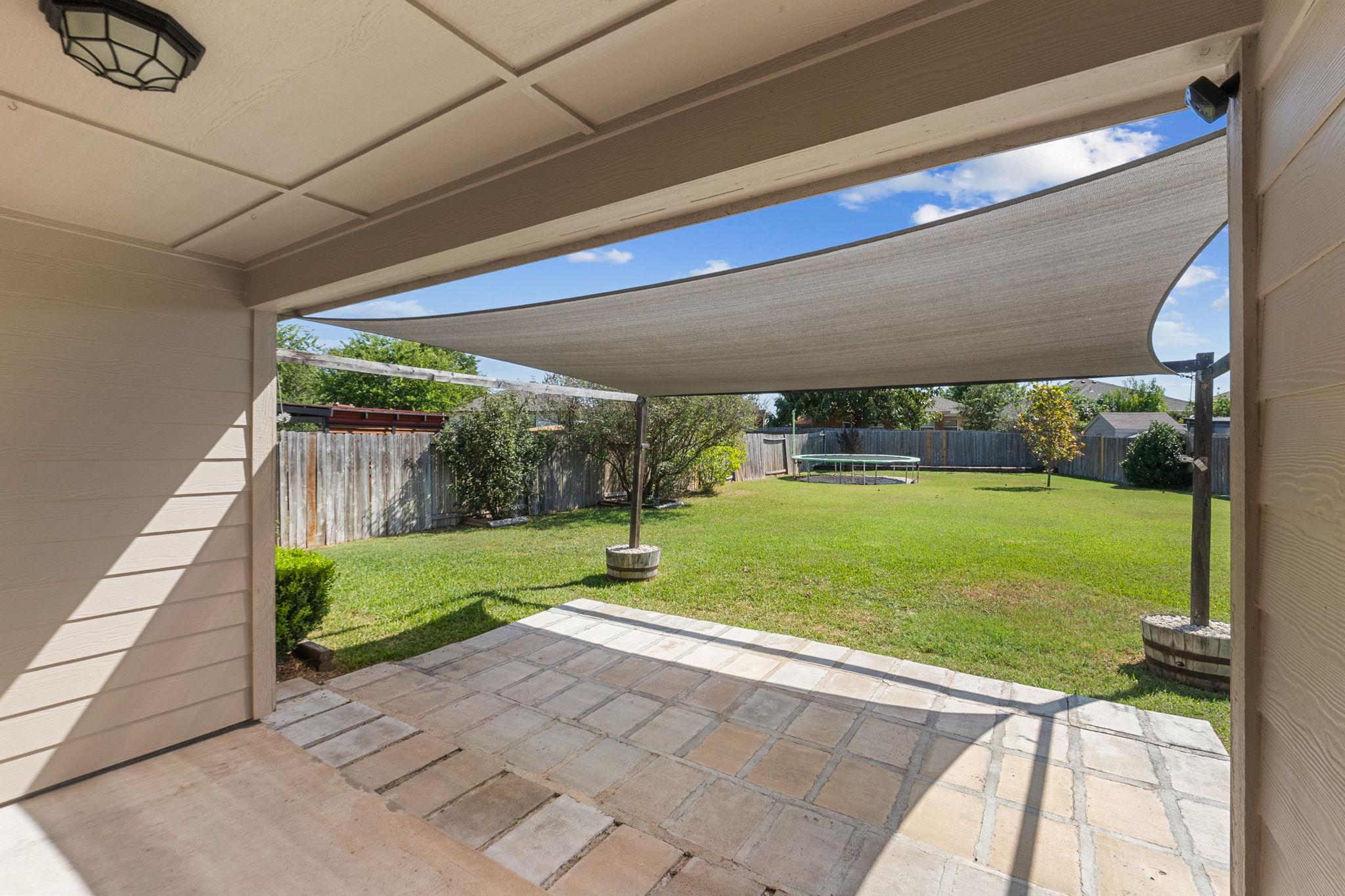 233 J E Brown Ln, Jarrell, TX 76537