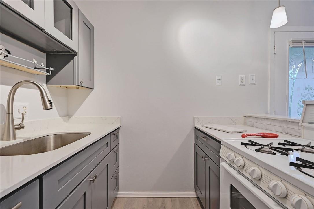 1111 W 10th St # 204, Austin, TX 78703