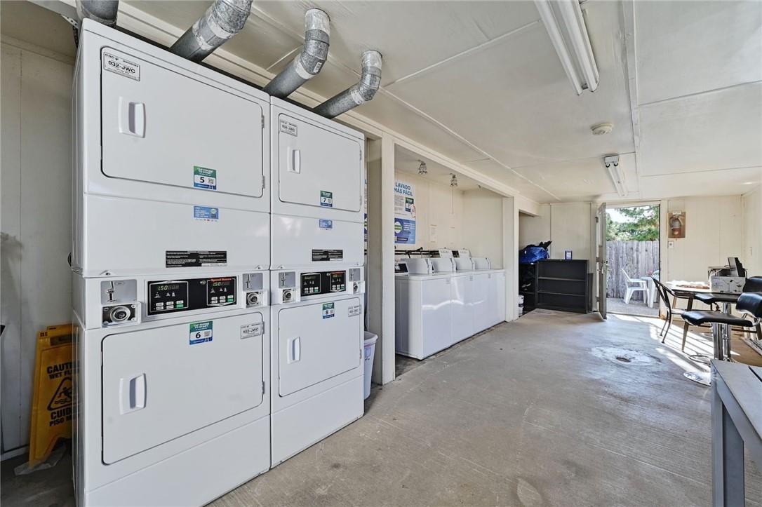 1111 W 10th St # 204, Austin, TX 78703