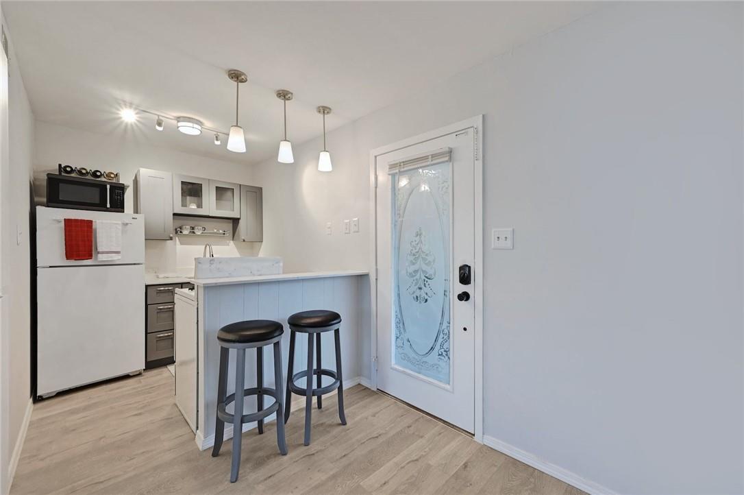 1111 W 10th St # 204, Austin, TX 78703