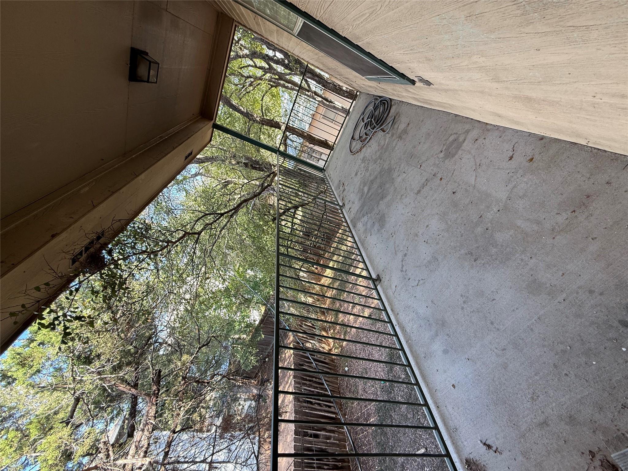 2907 Whisper Oaks Ln, Georgetown, TX 78628