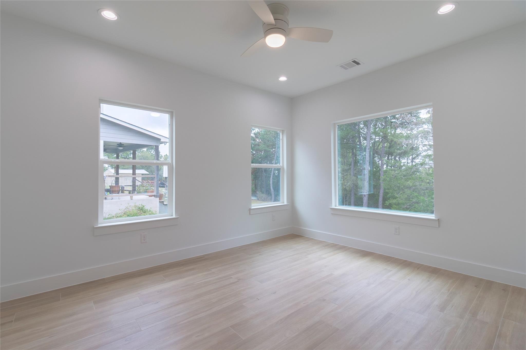 109 E Keanahalululu Ln, Bastrop, TX 78602