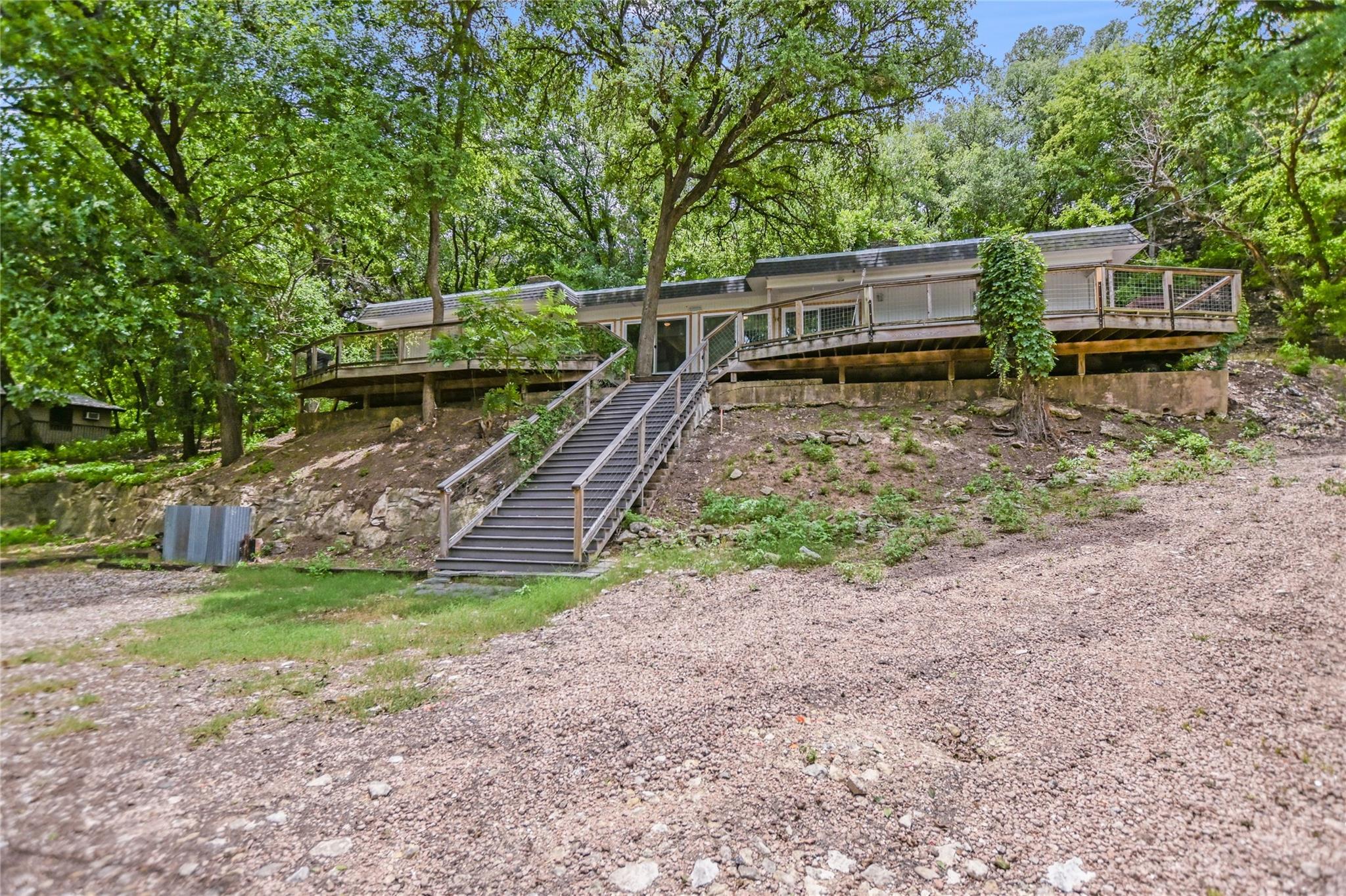 2903 Edgewater Dr # A, Austin, TX 78733