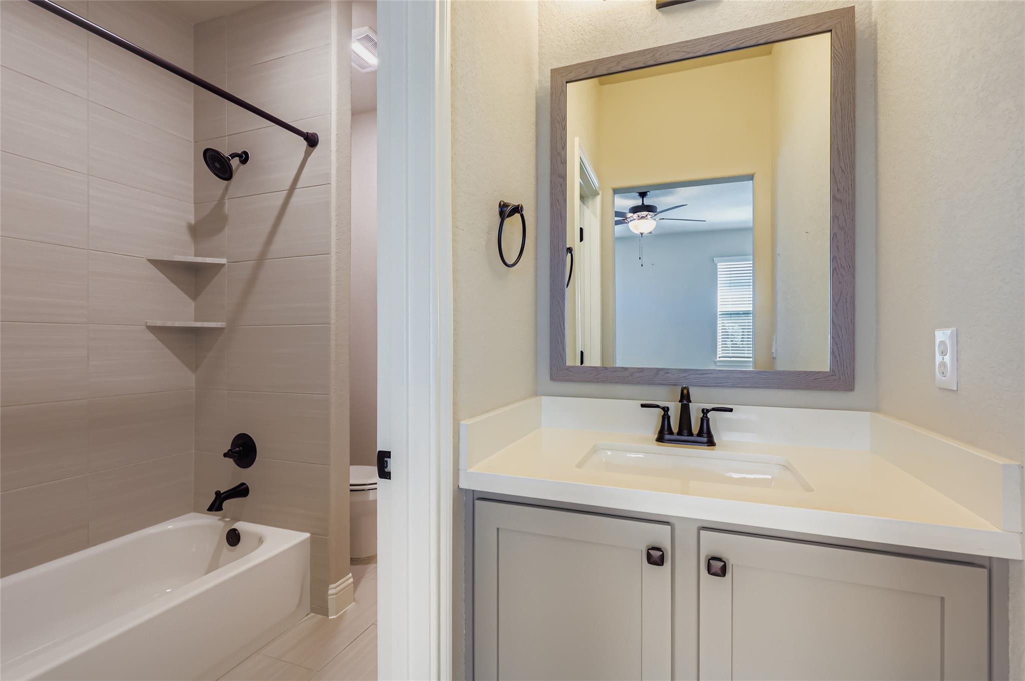 7113 Jument Dr, Austin, TX 78738