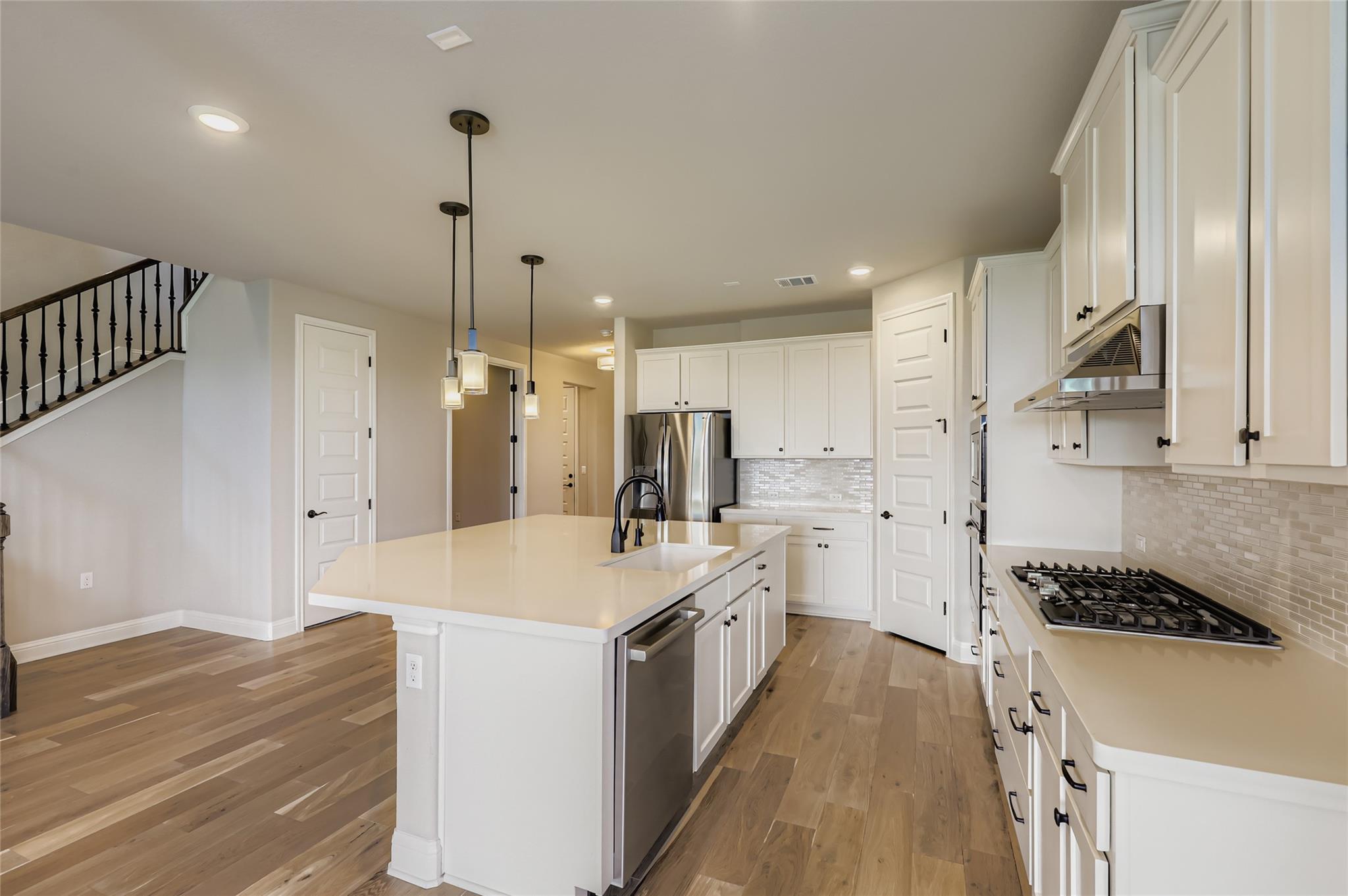 7113 Jument Dr, Austin, TX 78738