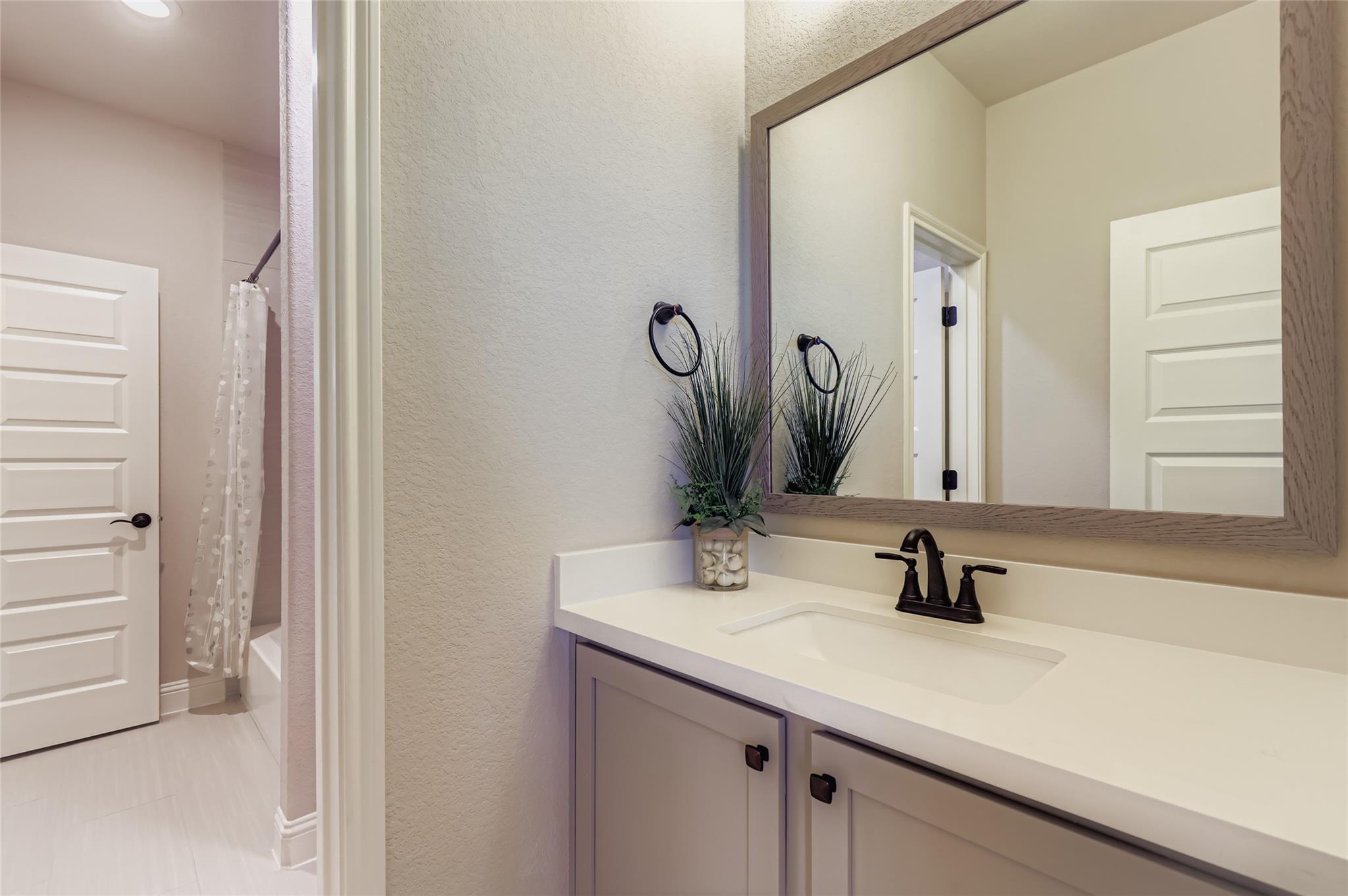 7113 Jument Dr, Austin, TX 78738