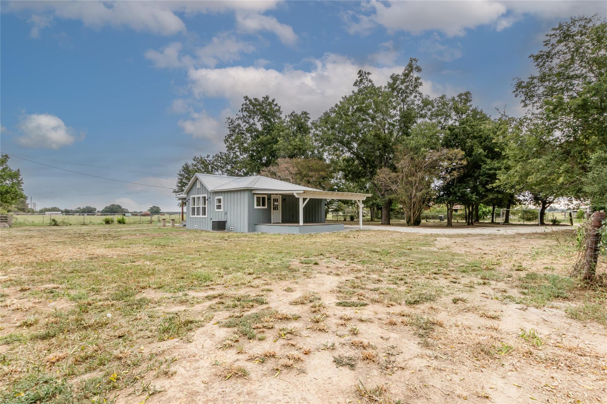 380 County Road 358, Gause, TX 77857