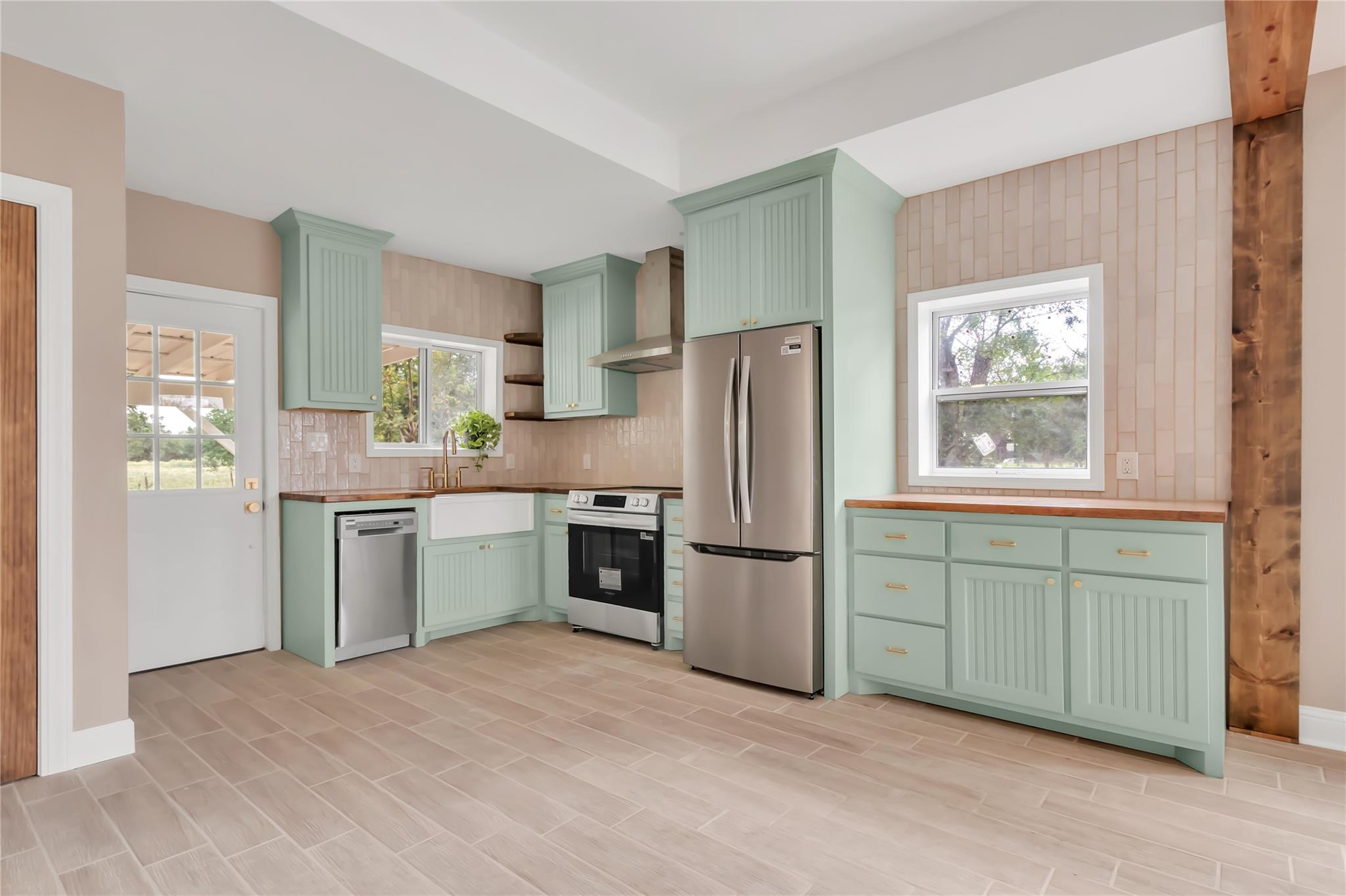 380 County Road 358, Gause, TX 77857