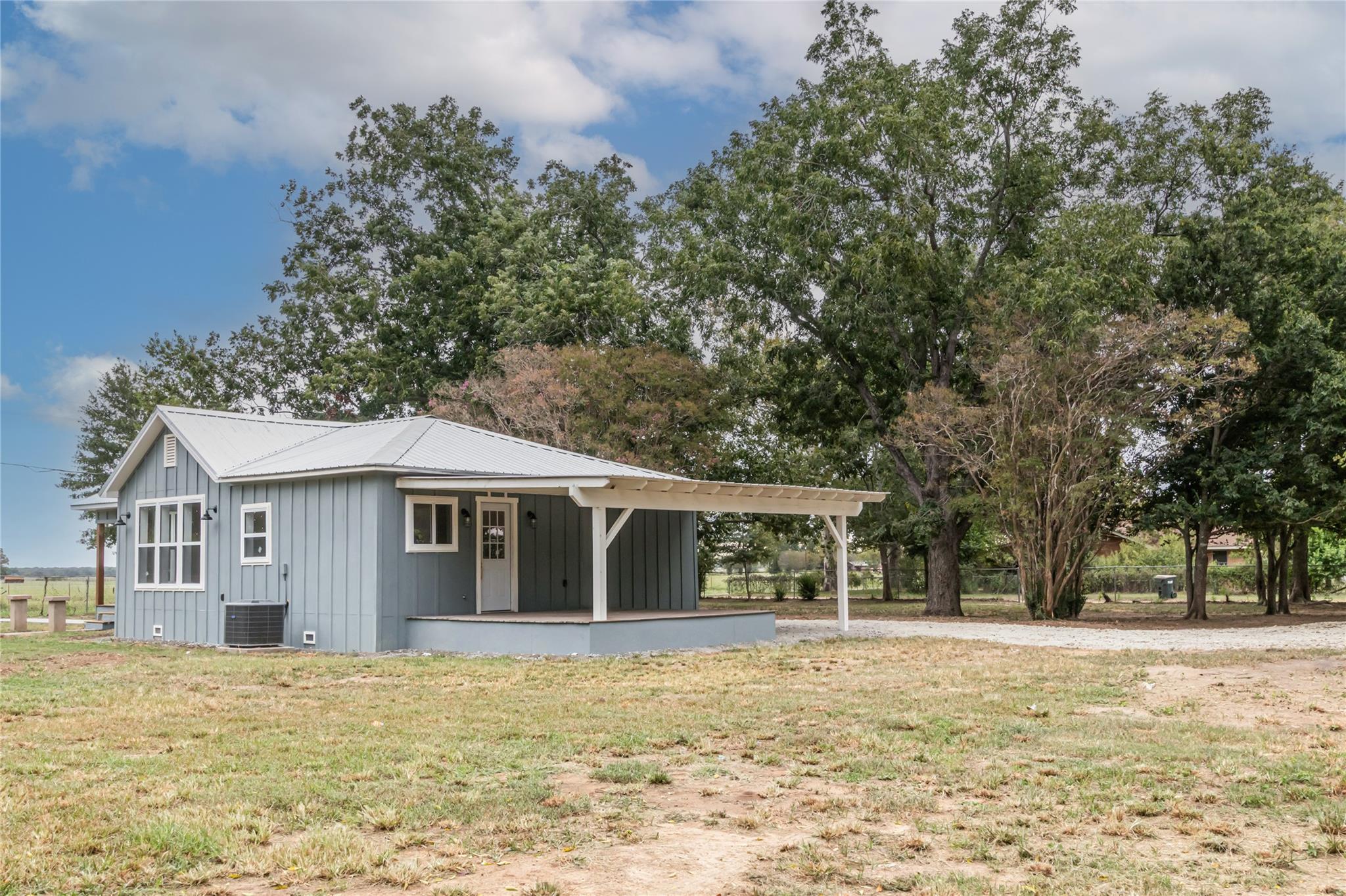 380 County Road 358, Gause, TX 77857
