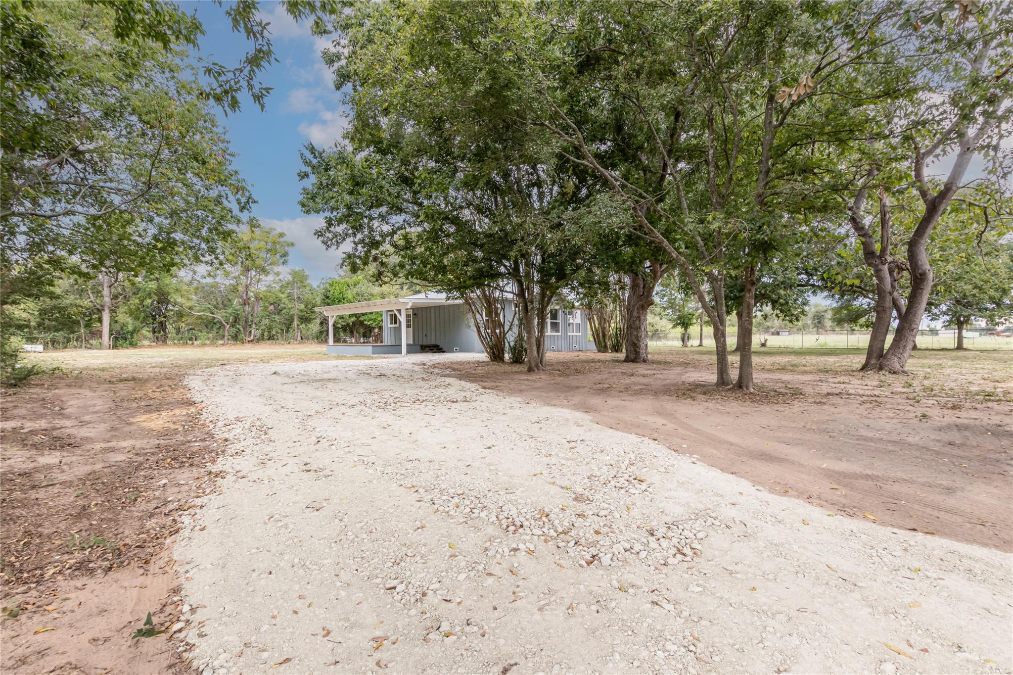 380 County Road 358, Gause, TX 77857
