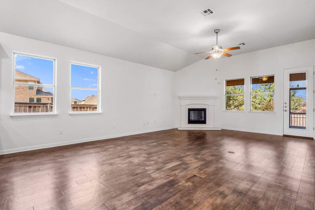 2849 Coral Valley Dr, Leander, TX 78641