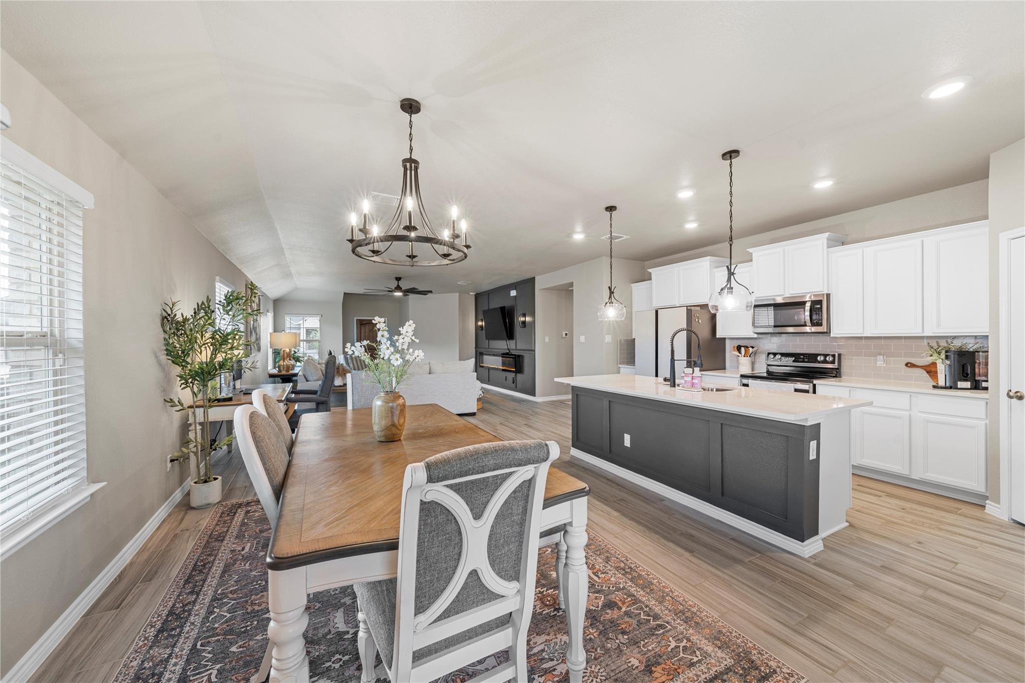 5743 St Charles Dr, Belton, TX 76513