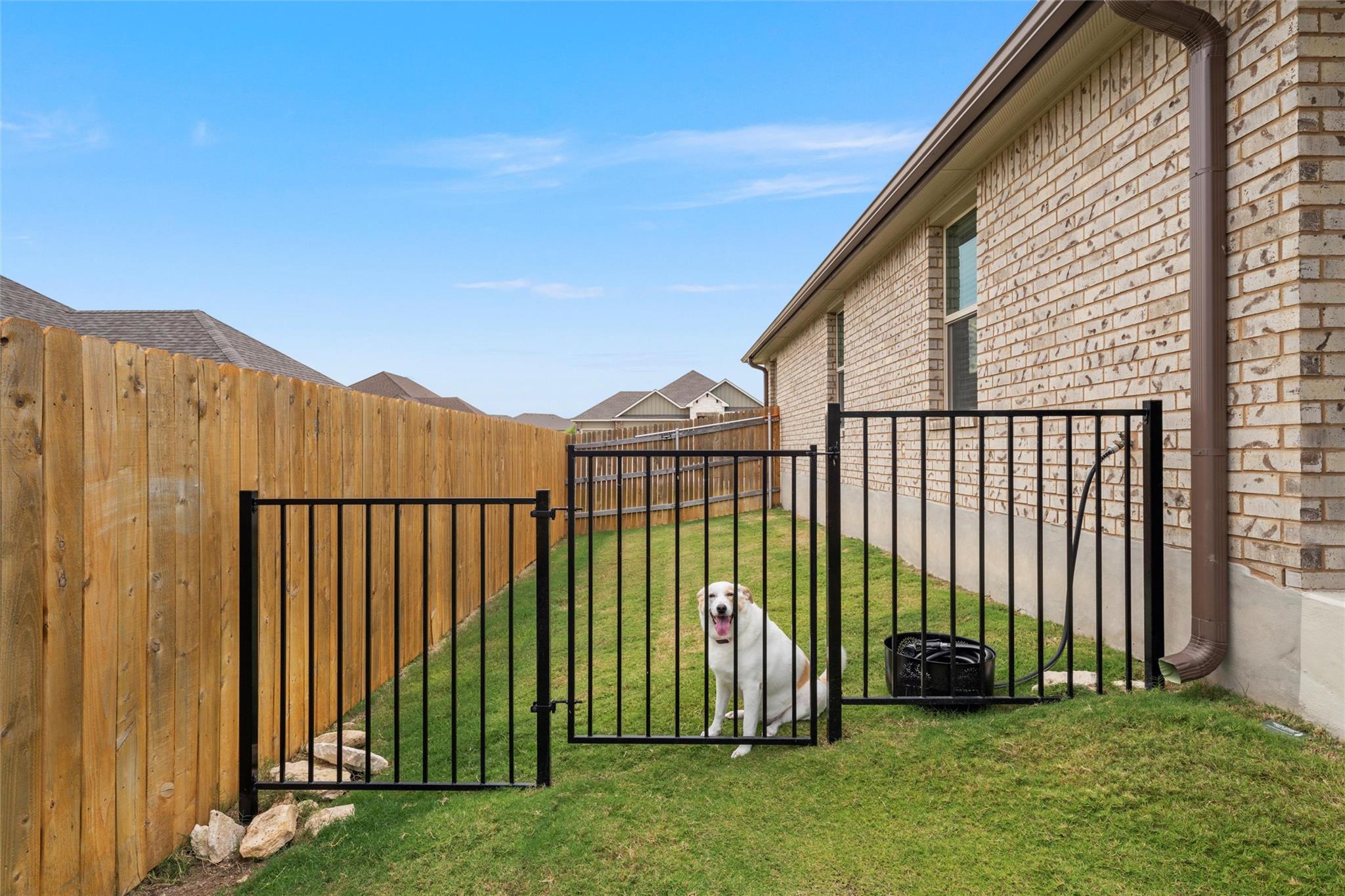 5743 St Charles Dr, Belton, TX 76513