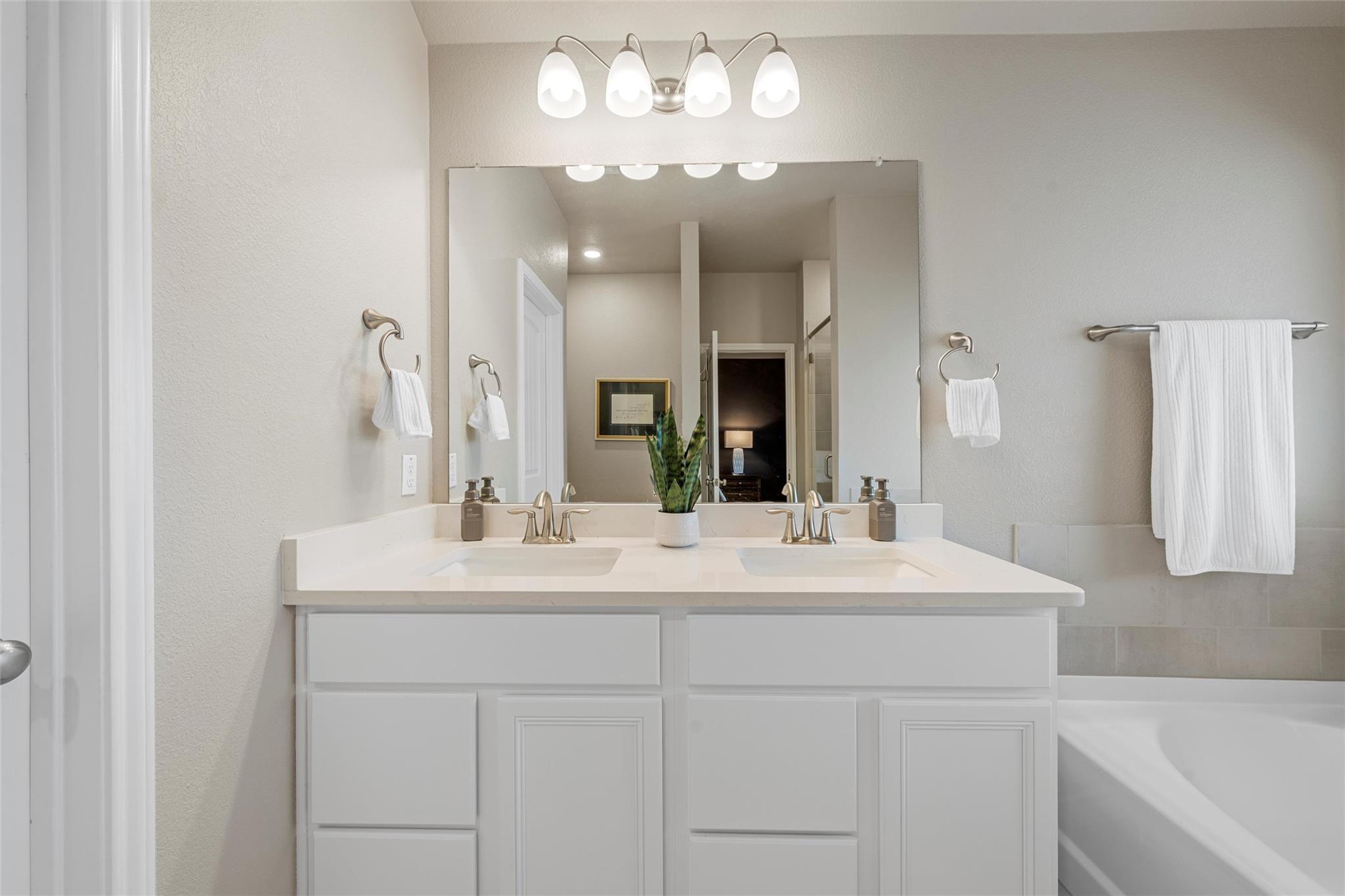 5743 St Charles Dr, Belton, TX 76513