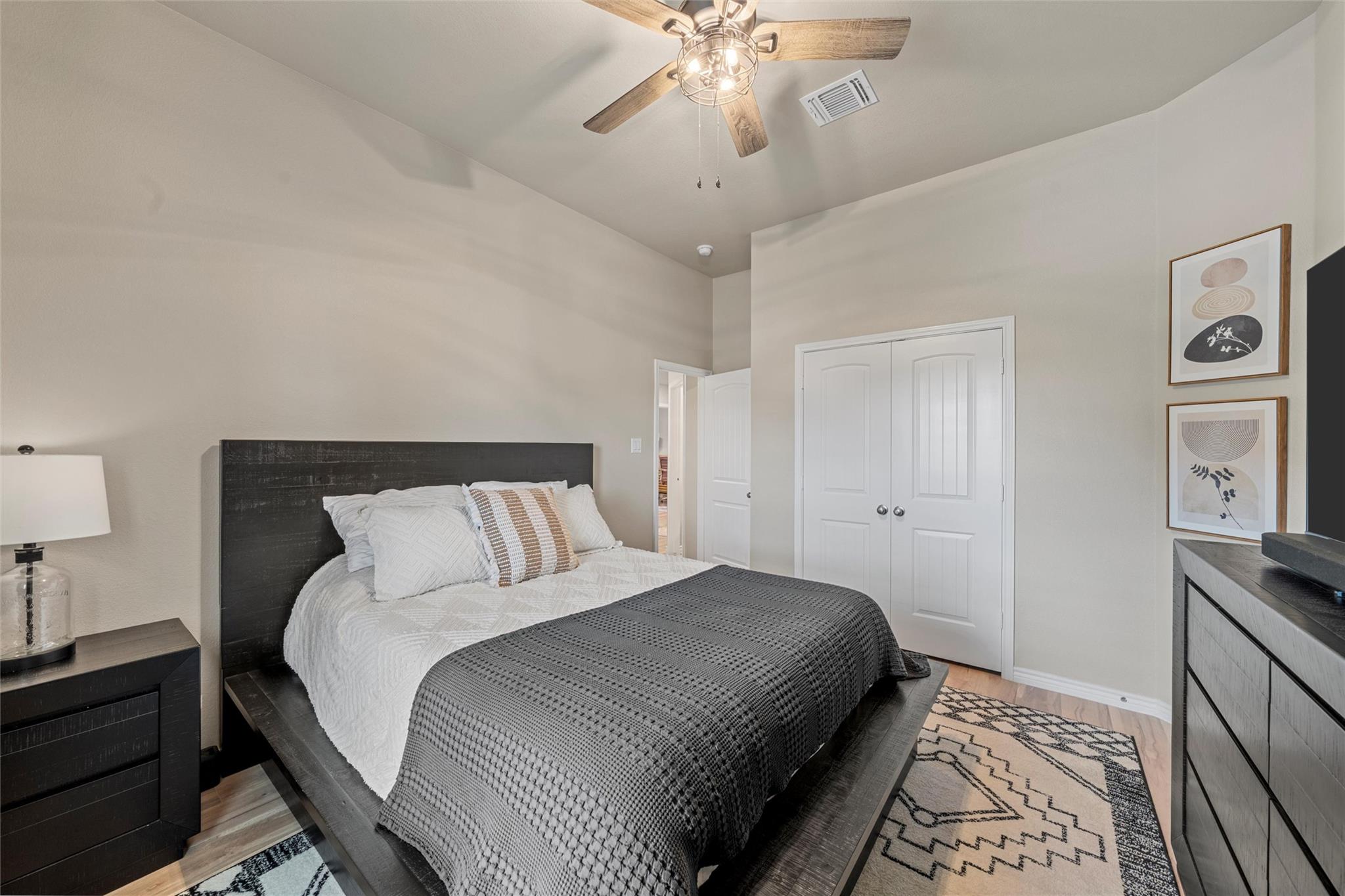 5743 St Charles Dr, Belton, TX 76513