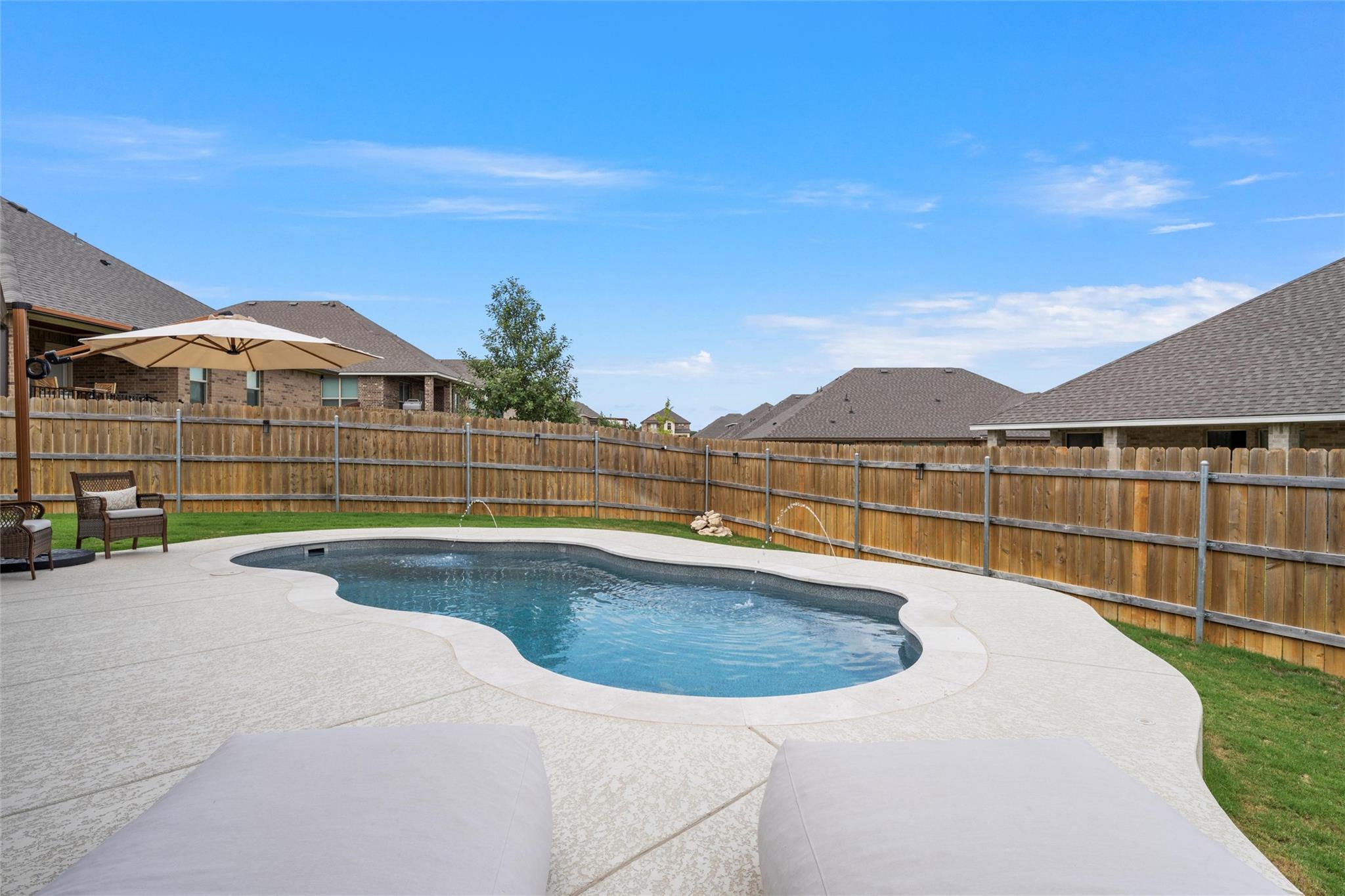 5743 St Charles Dr, Belton, TX 76513