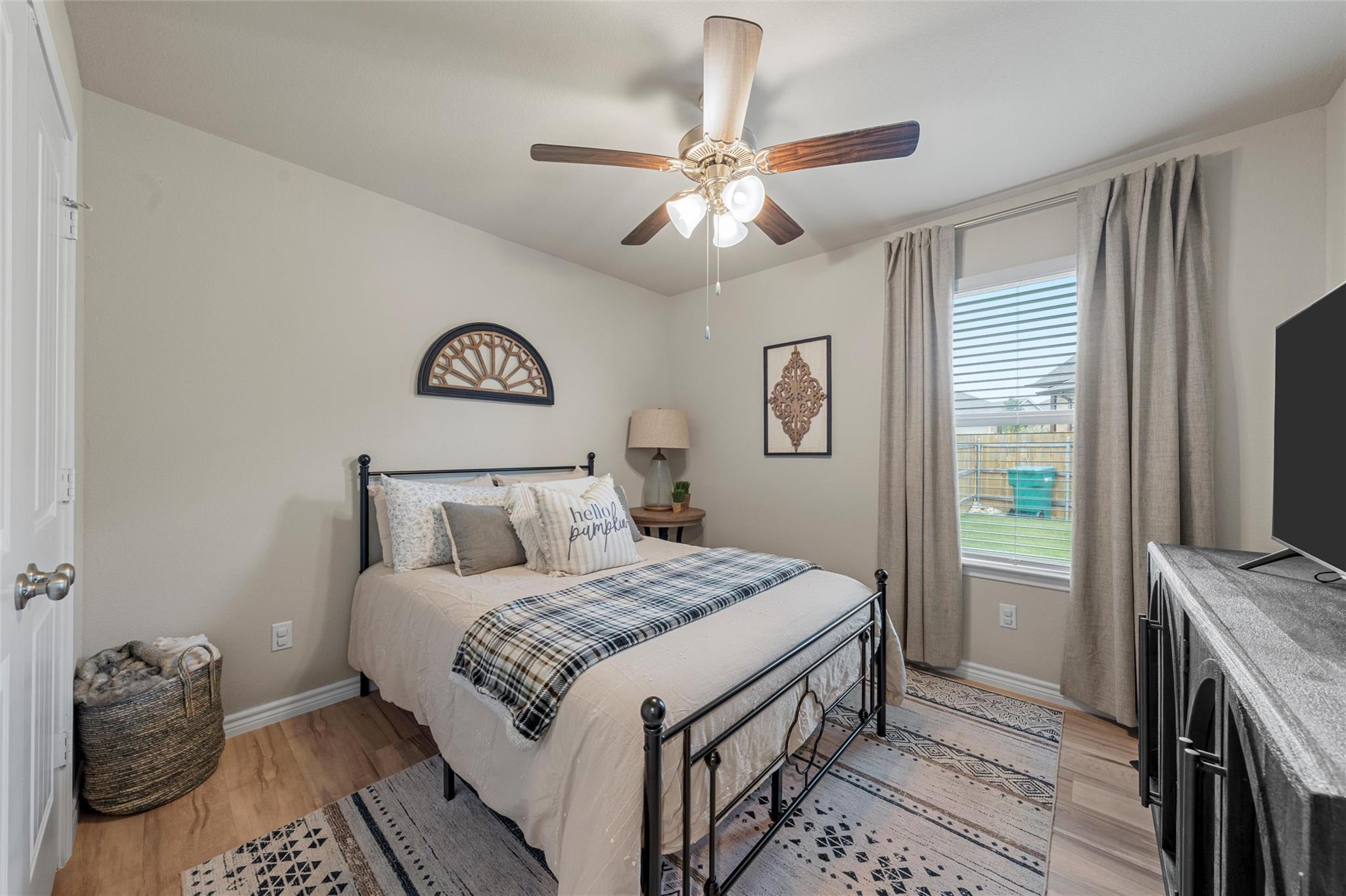 5743 St Charles Dr, Belton, TX 76513