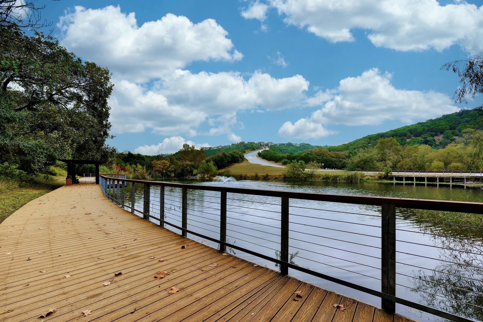 10100 Scull Creek Dr, Austin, TX 78730