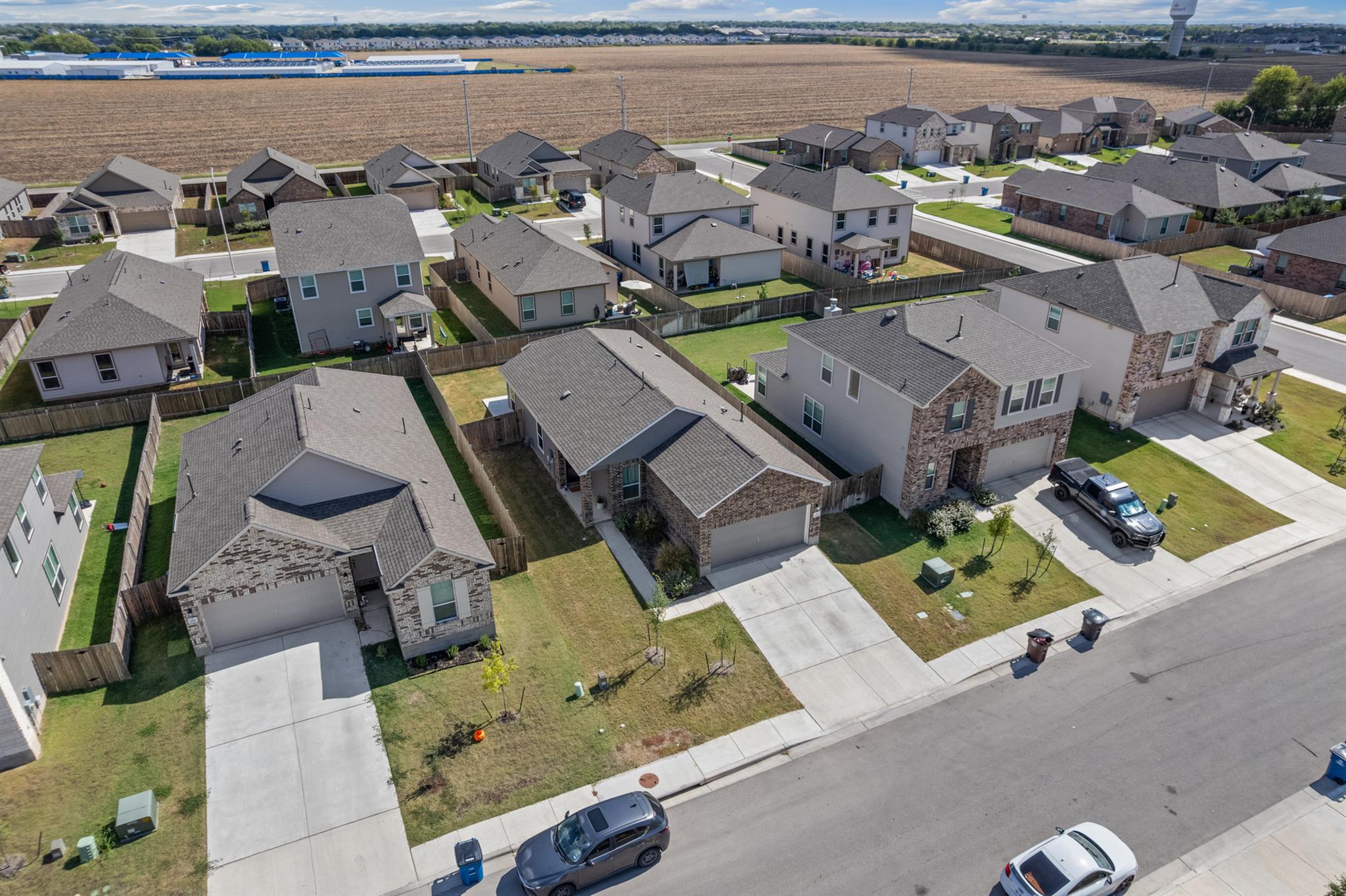 222 Summit Dr, Lockhart, TX 78644