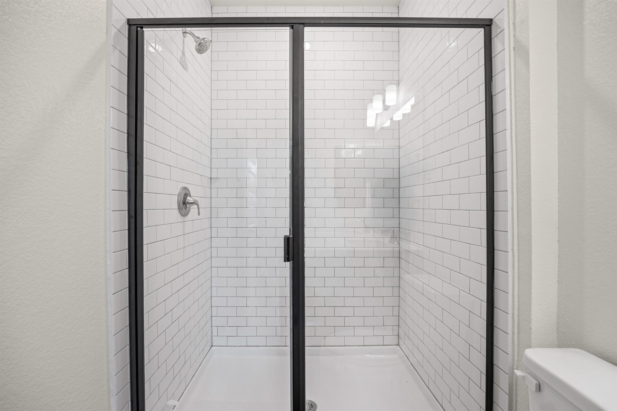 222 Summit Dr, Lockhart, TX 78644