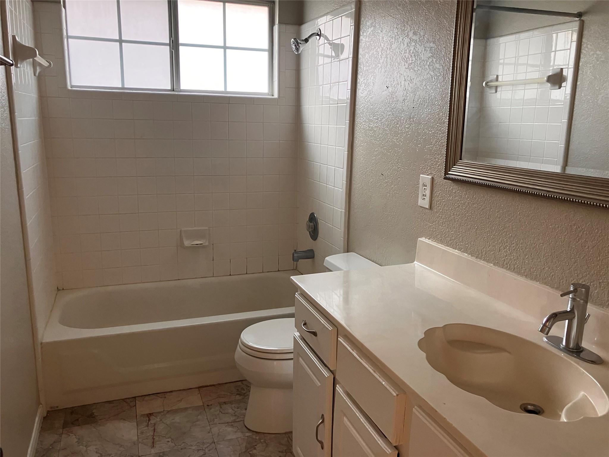 1717 Apache Trl, Round Rock, TX 78665