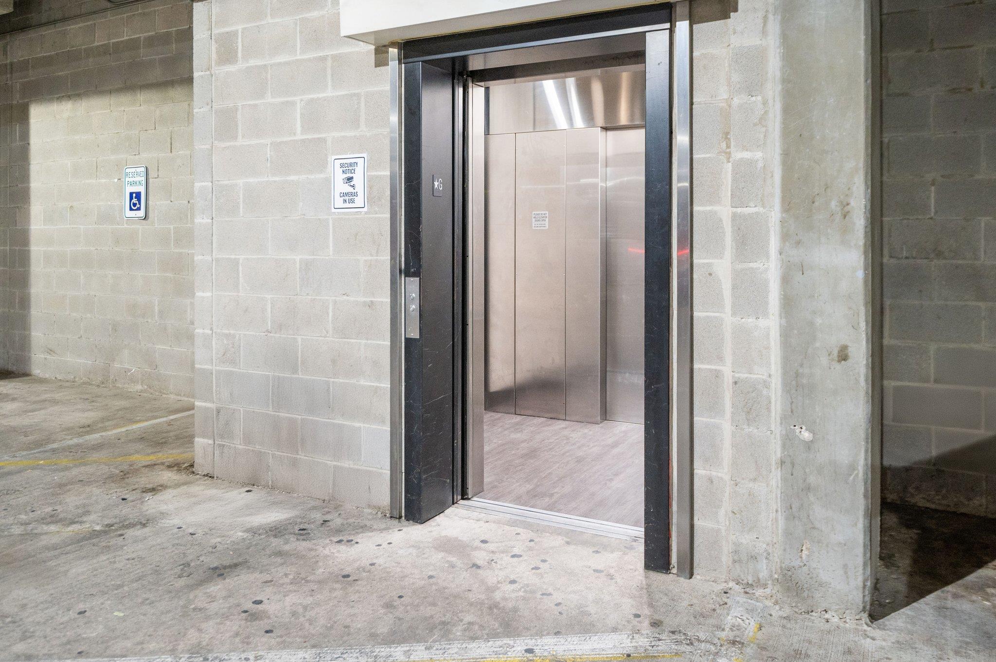 2502 Leon St # 201, Austin, TX 78705