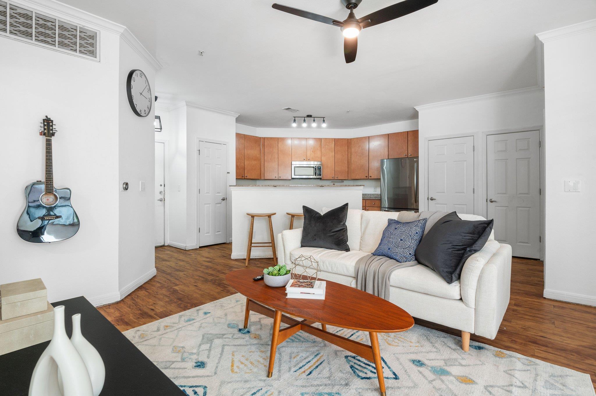 2502 Leon St # 201, Austin, TX 78705